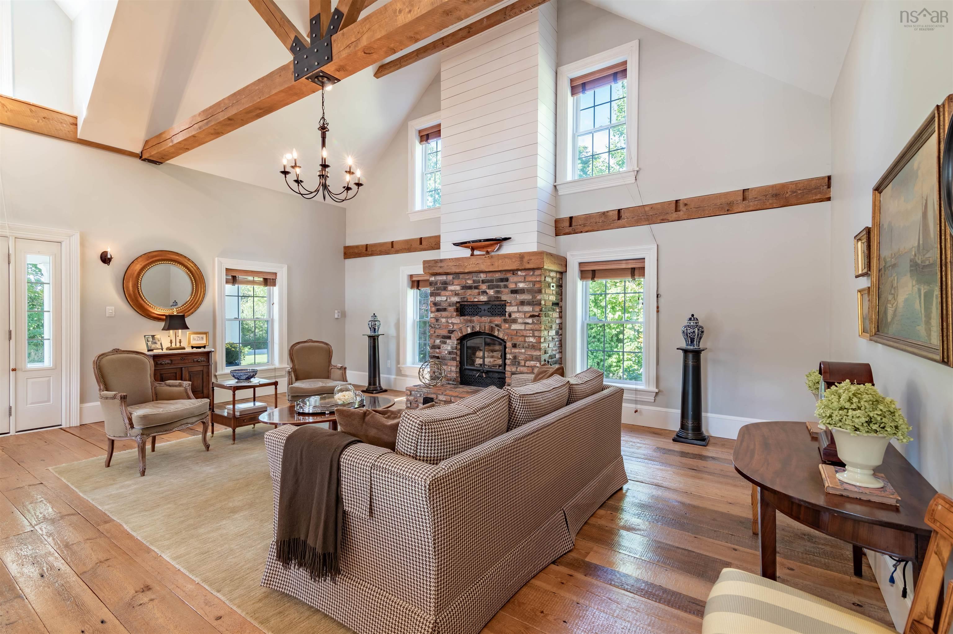 $699,900.00: 1060 Palmer Road, Auburn