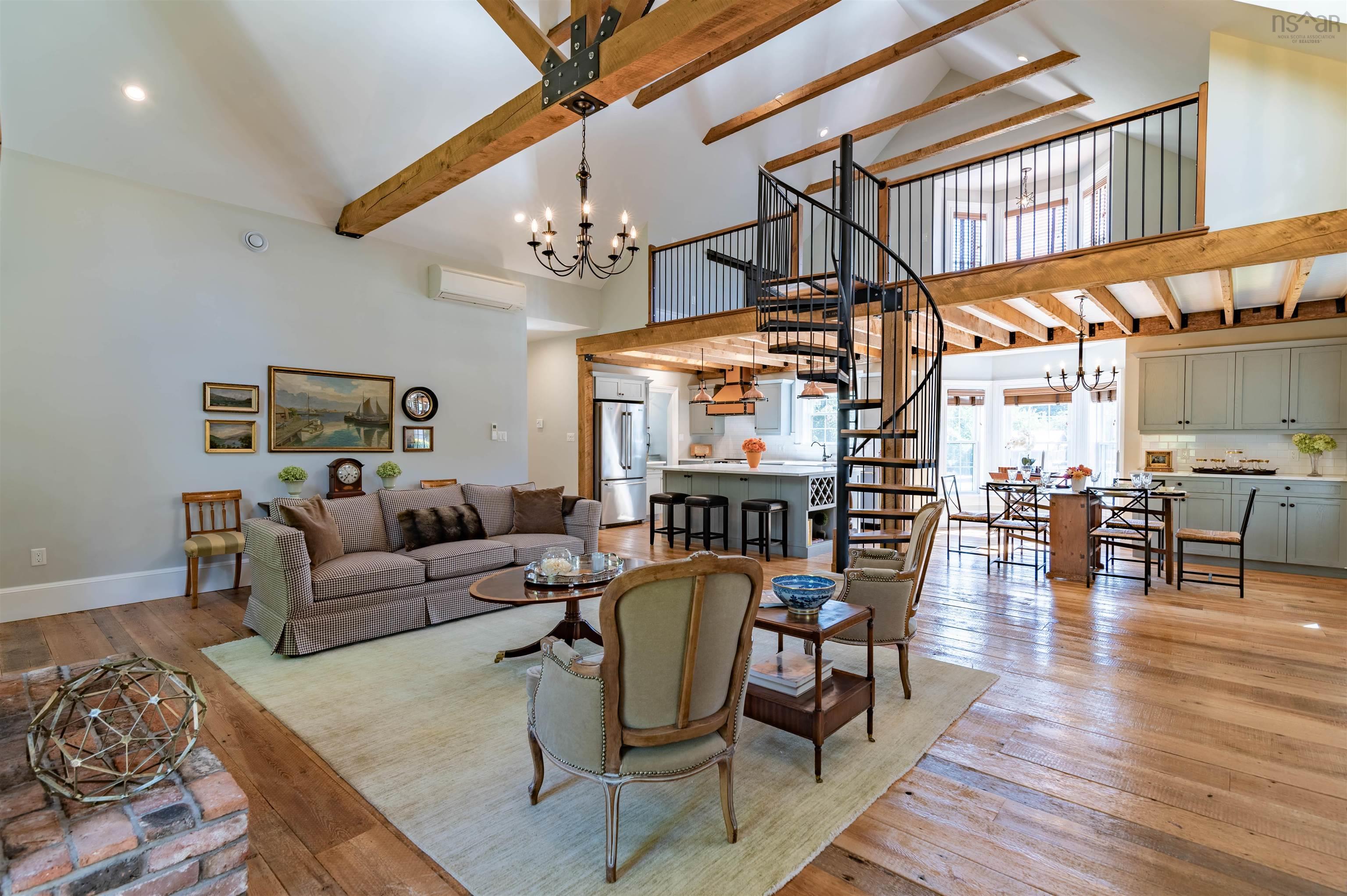 $699,900.00: 1060 Palmer Road, Auburn