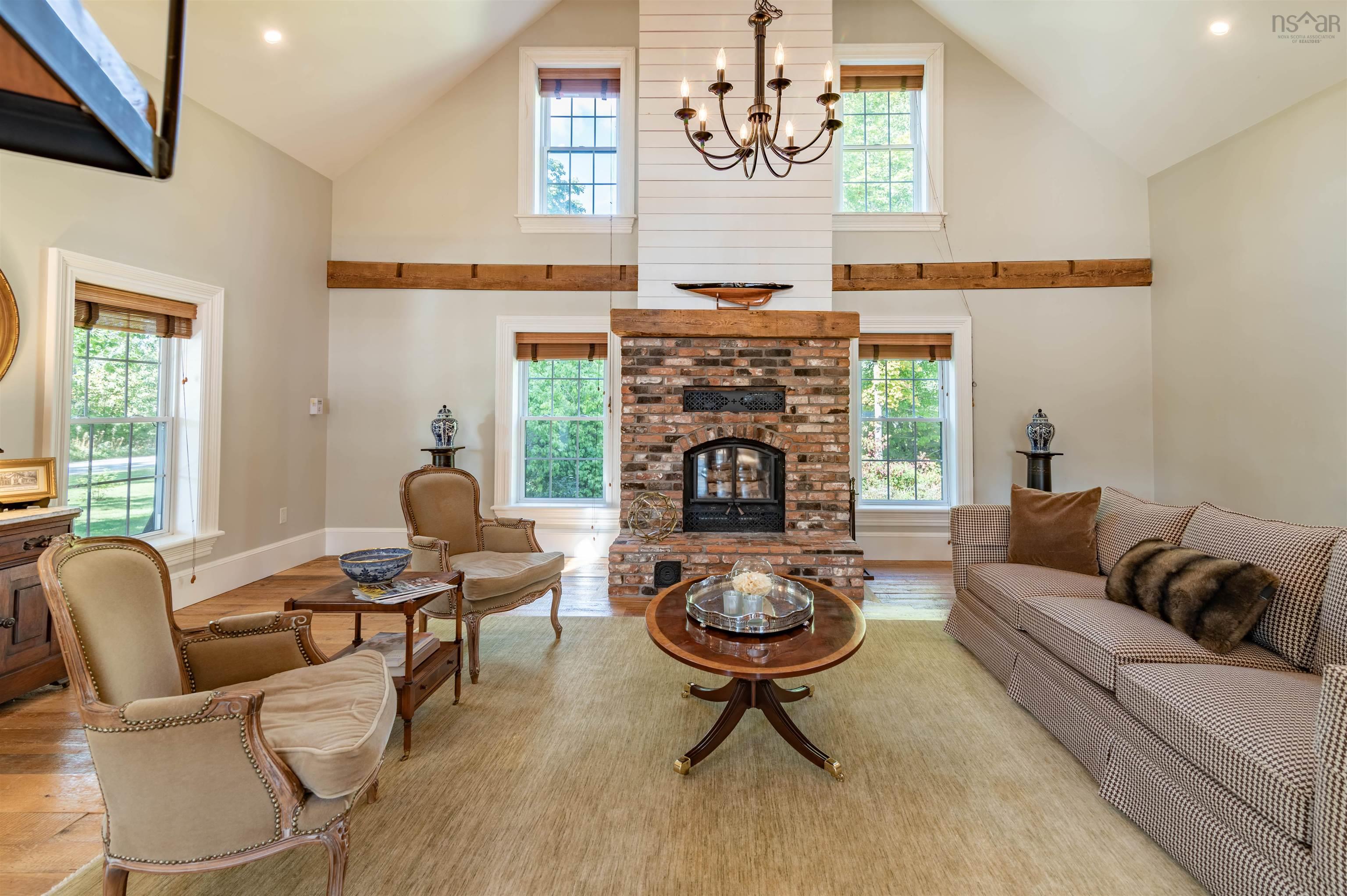 $699,900.00: 1060 Palmer Road, Auburn