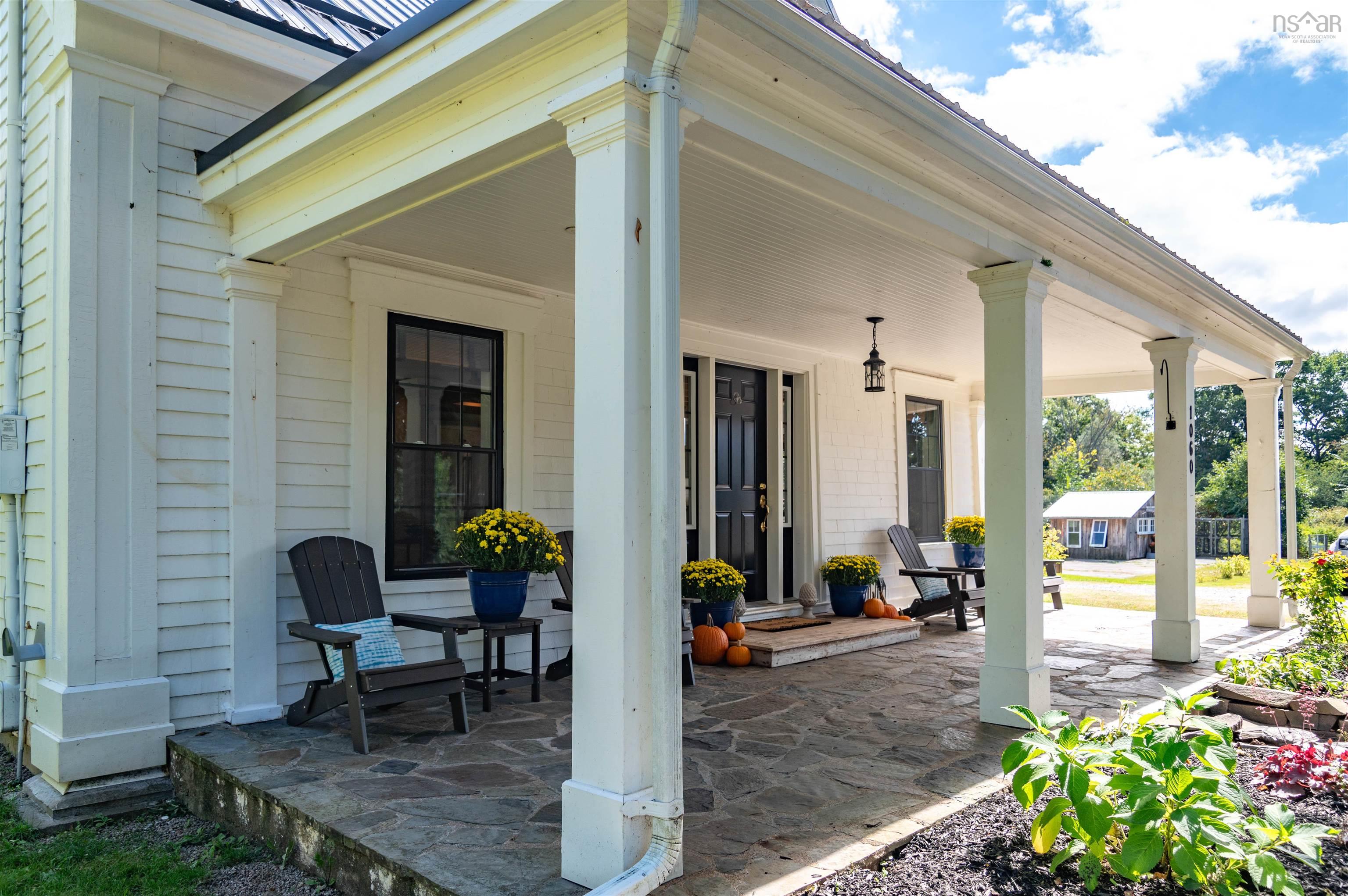 $699,900.00: 1060 Palmer Road, Auburn