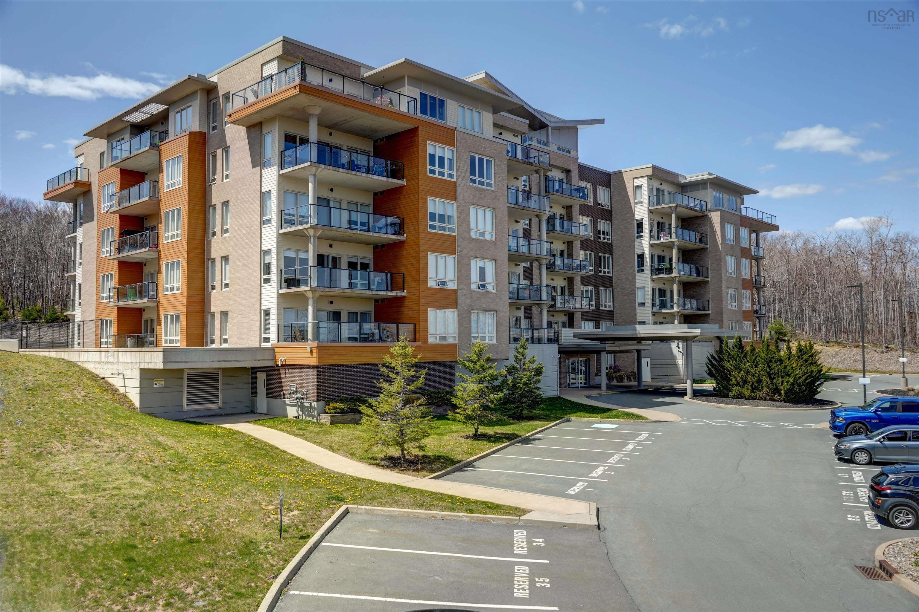 $582,500.00: 311 267 Gary Martin Drive, Bedford West