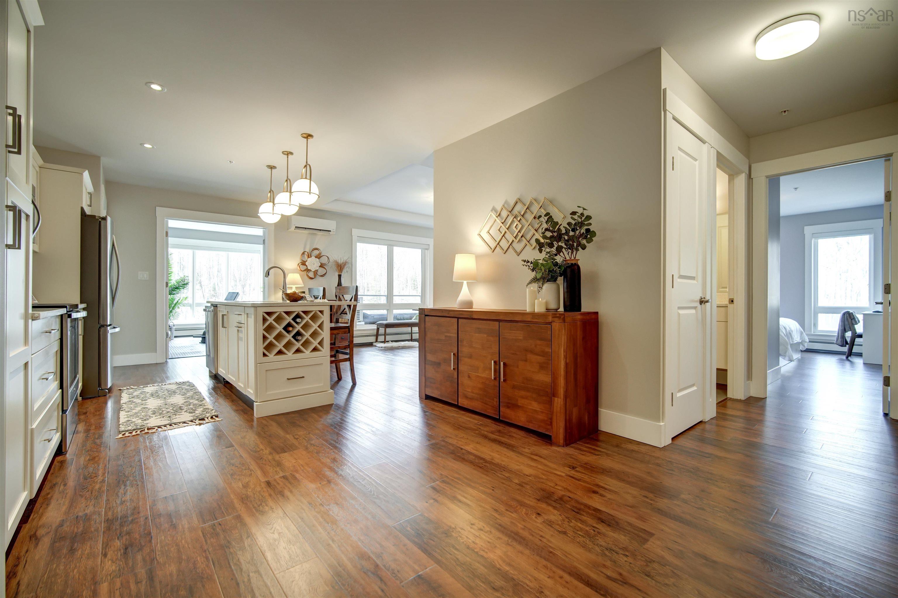 $582,500.00: 311 267 Gary Martin Drive, Bedford West