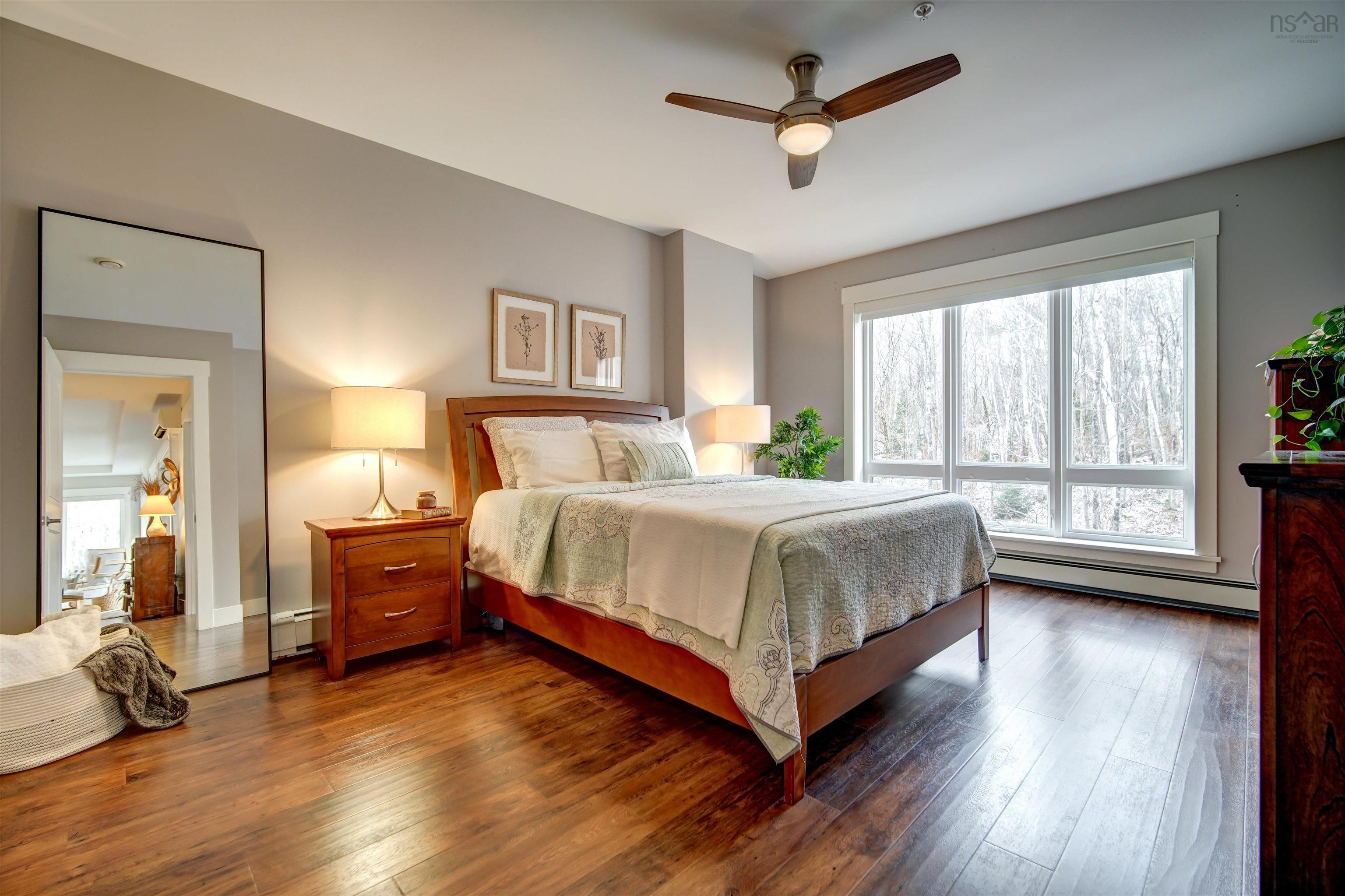 $582,500.00: 311 267 Gary Martin Drive, Bedford West