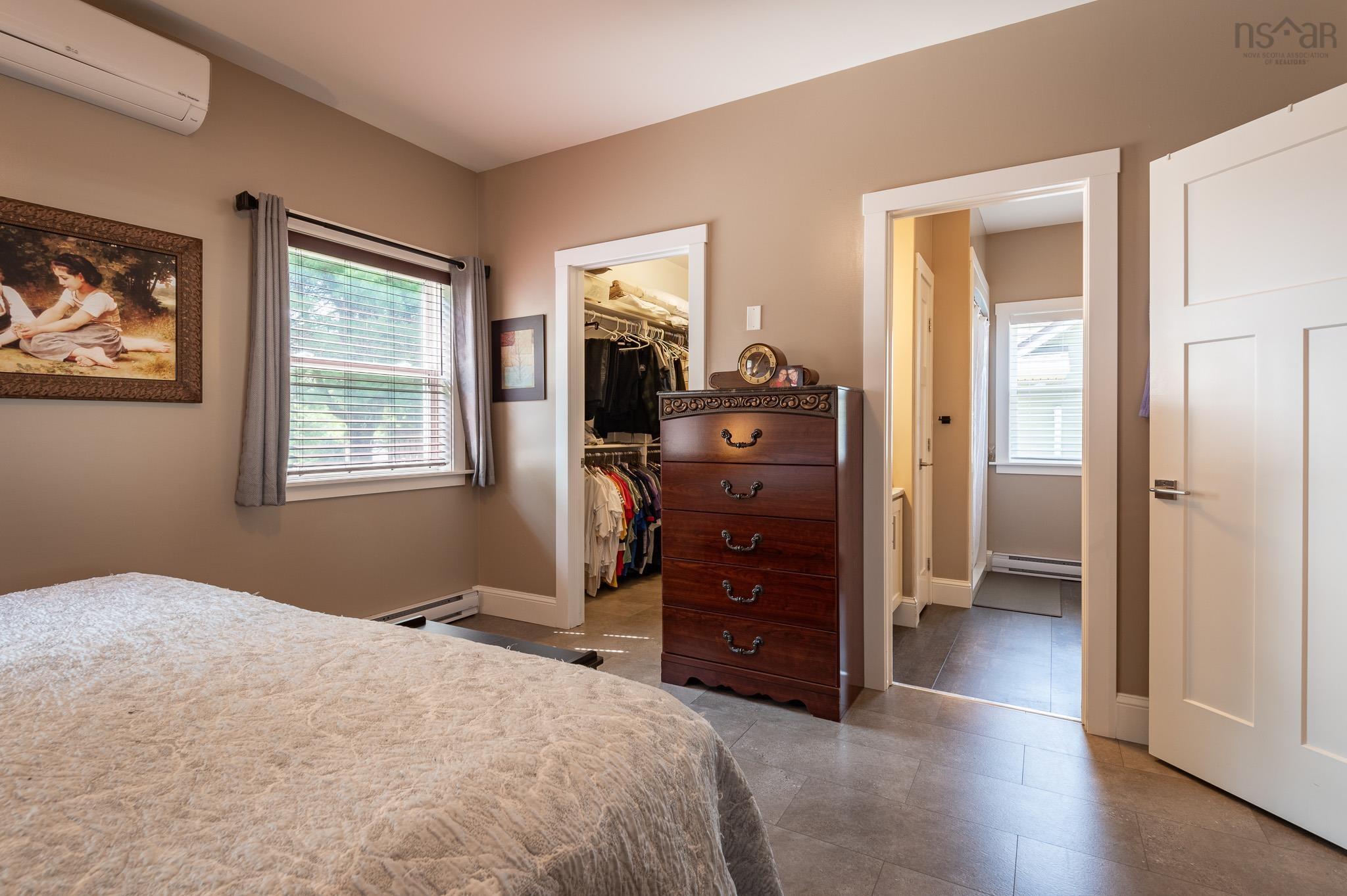 $447,500.00: 218 Adams Street, Lunenburg