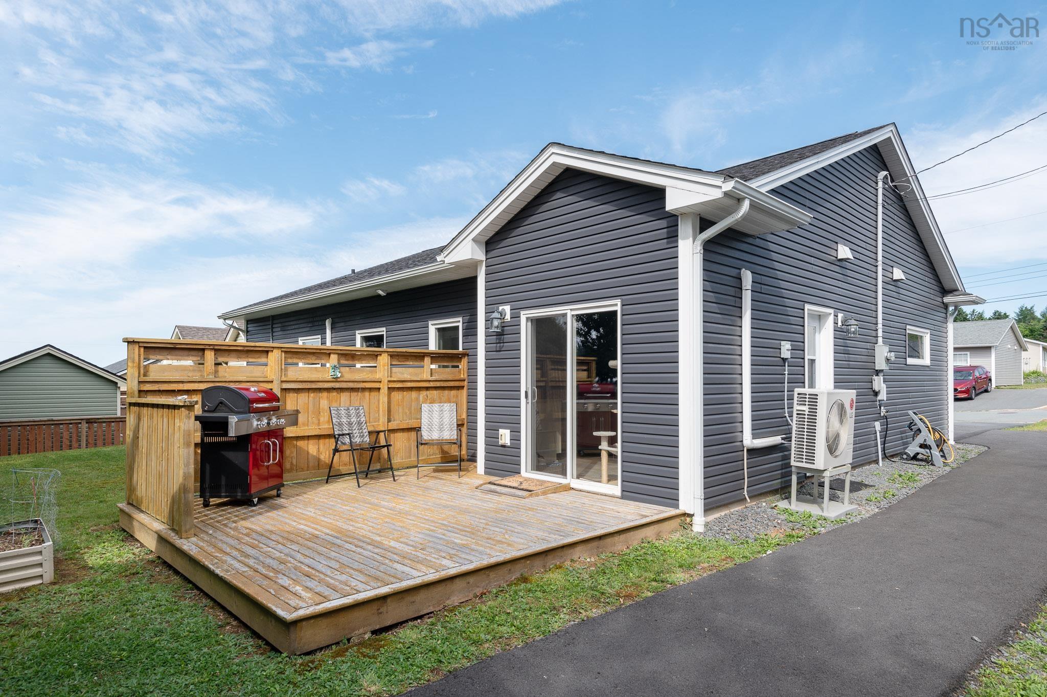 $447,500.00: 218 Adams Street, Lunenburg