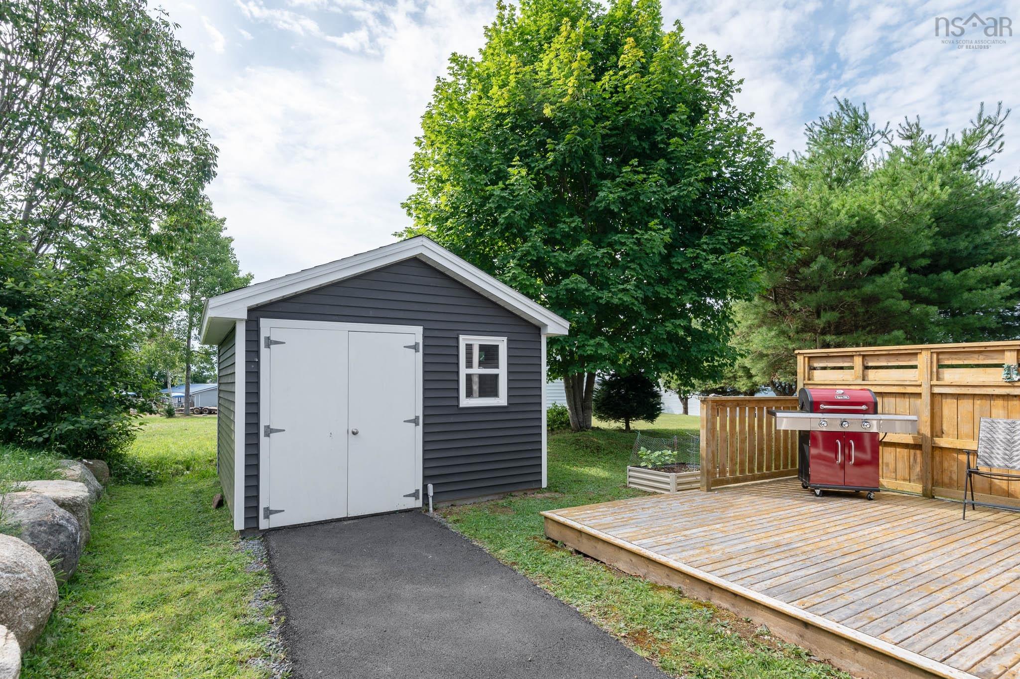 $447,500.00: 218 Adams Street, Lunenburg