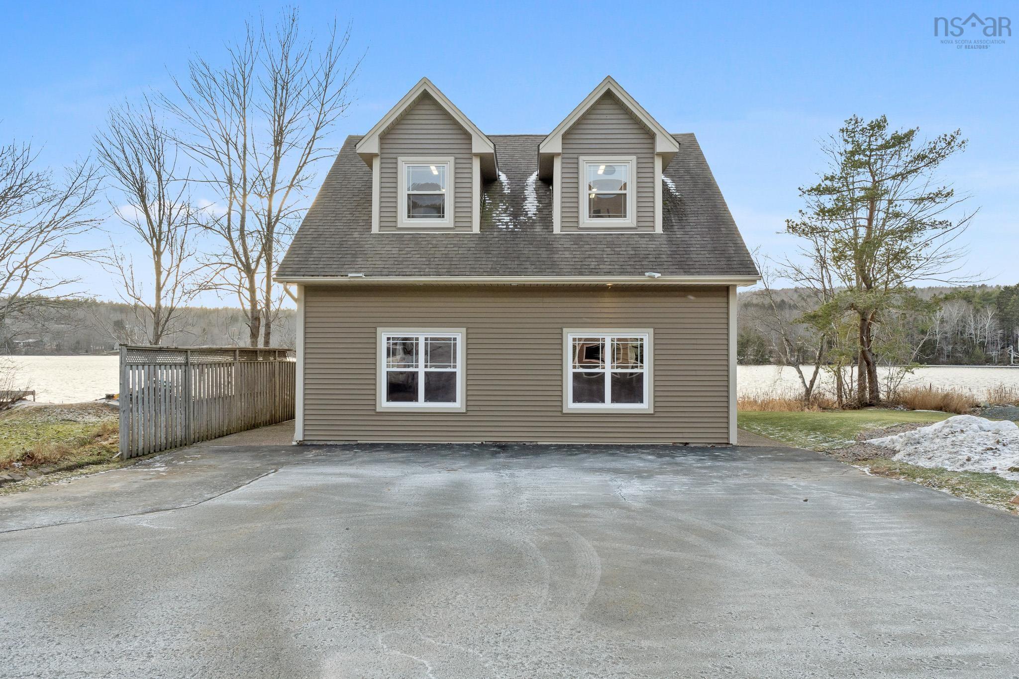 $2,699,000.00: 3175 Highway 2, Fall River