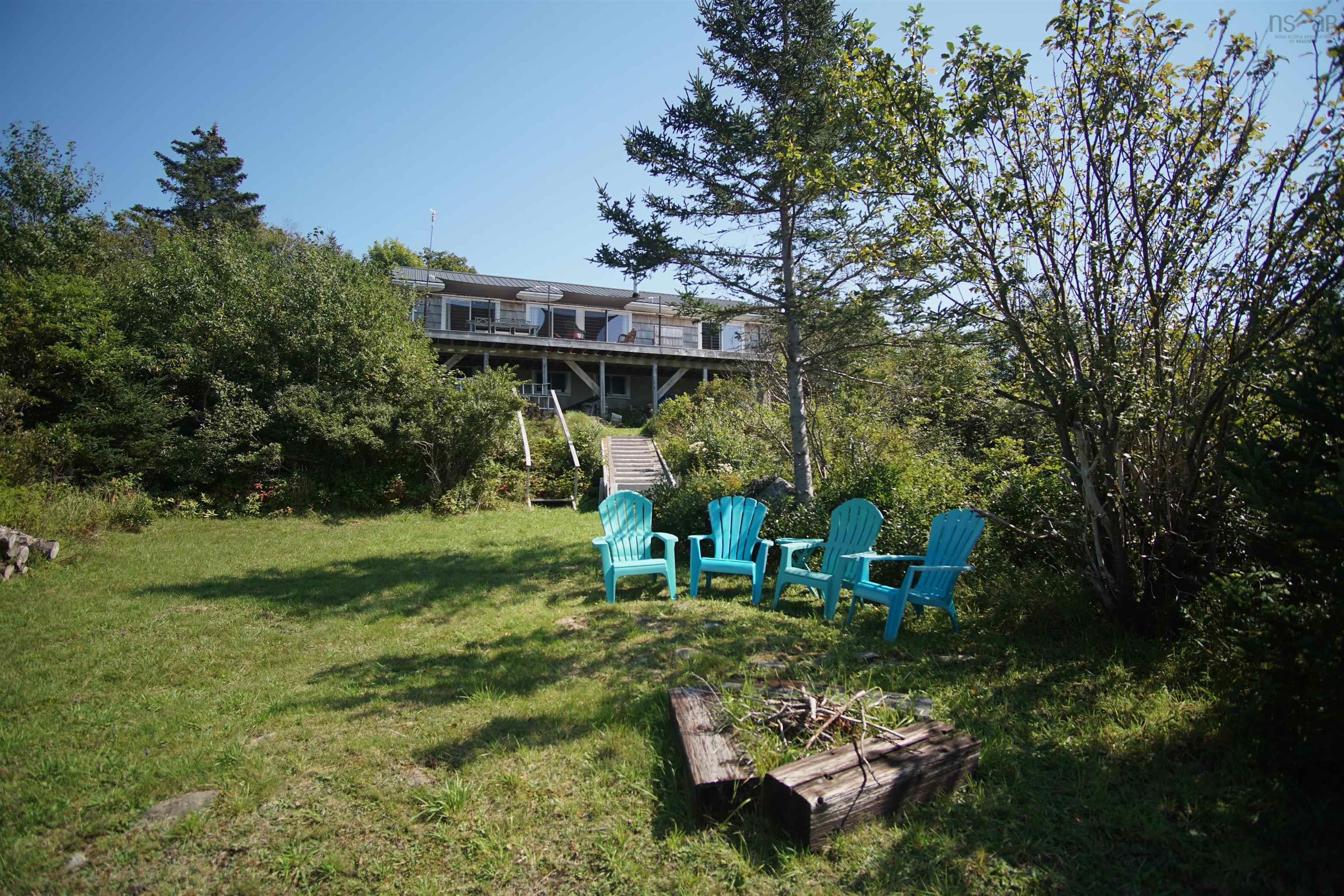 $599,995.00: 1050 SANDY POINT Road, Sandy Point