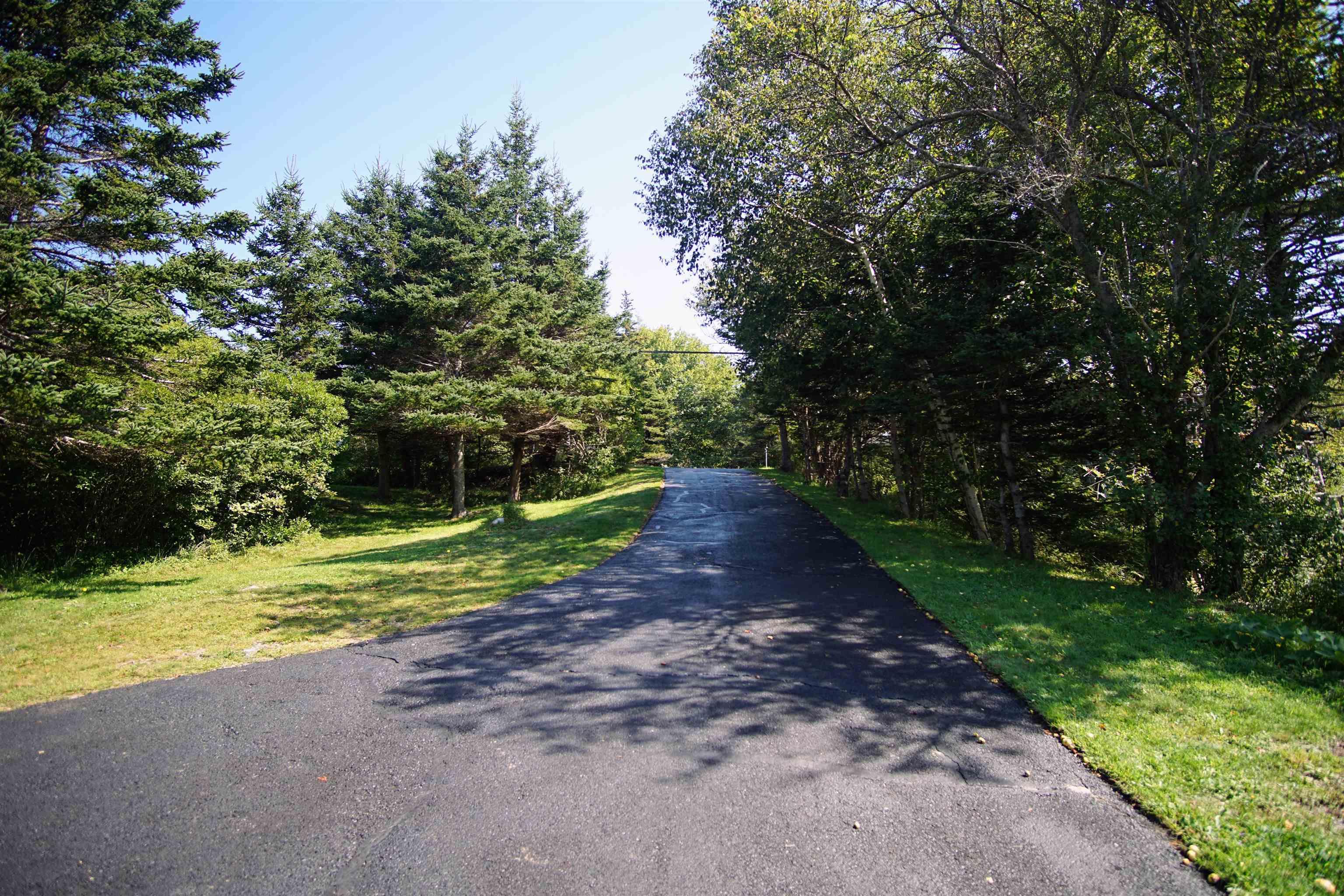 $599,995.00: 1050 SANDY POINT Road, Sandy Point
