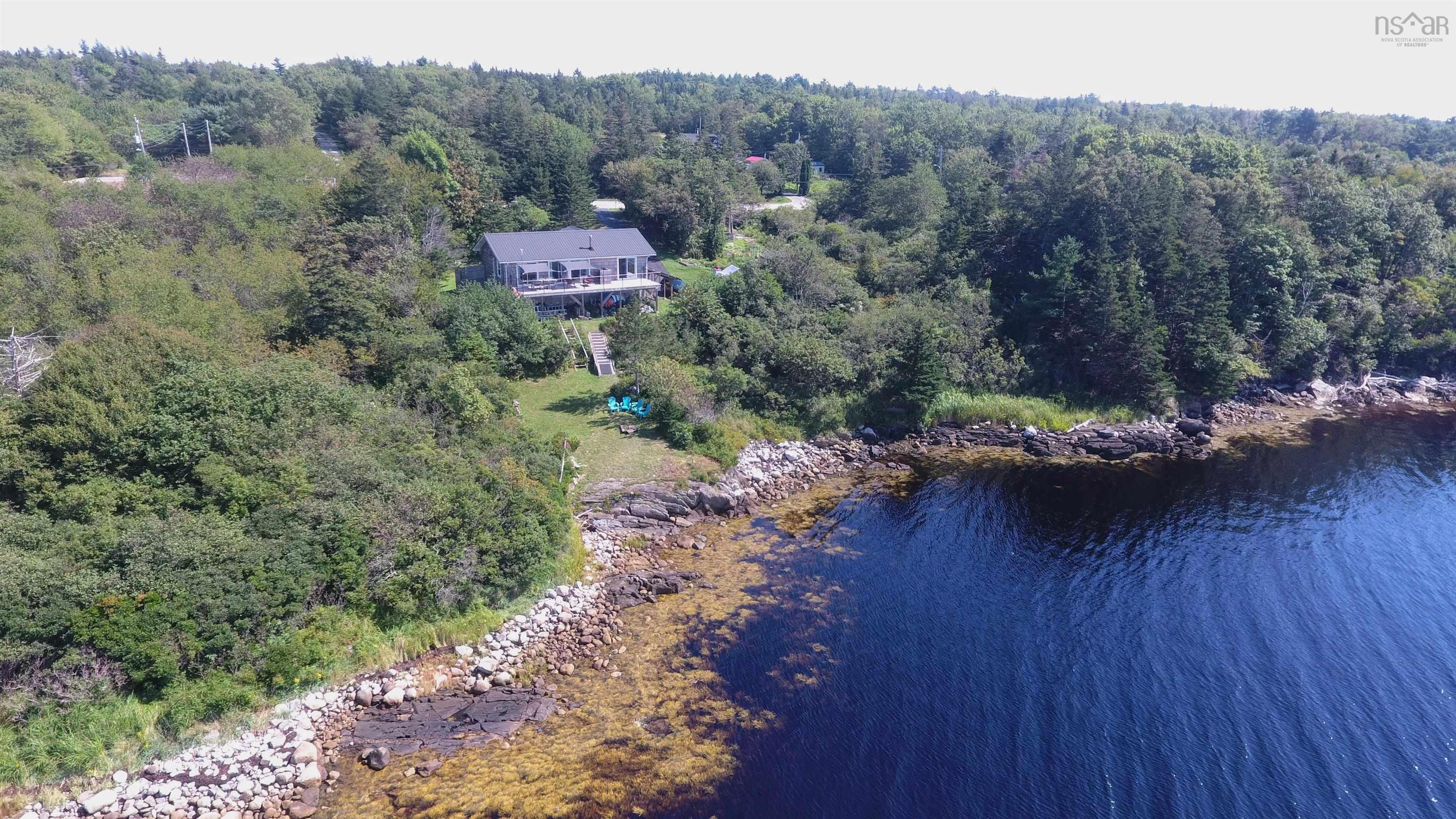 $599,995.00: 1050 SANDY POINT Road, Sandy Point