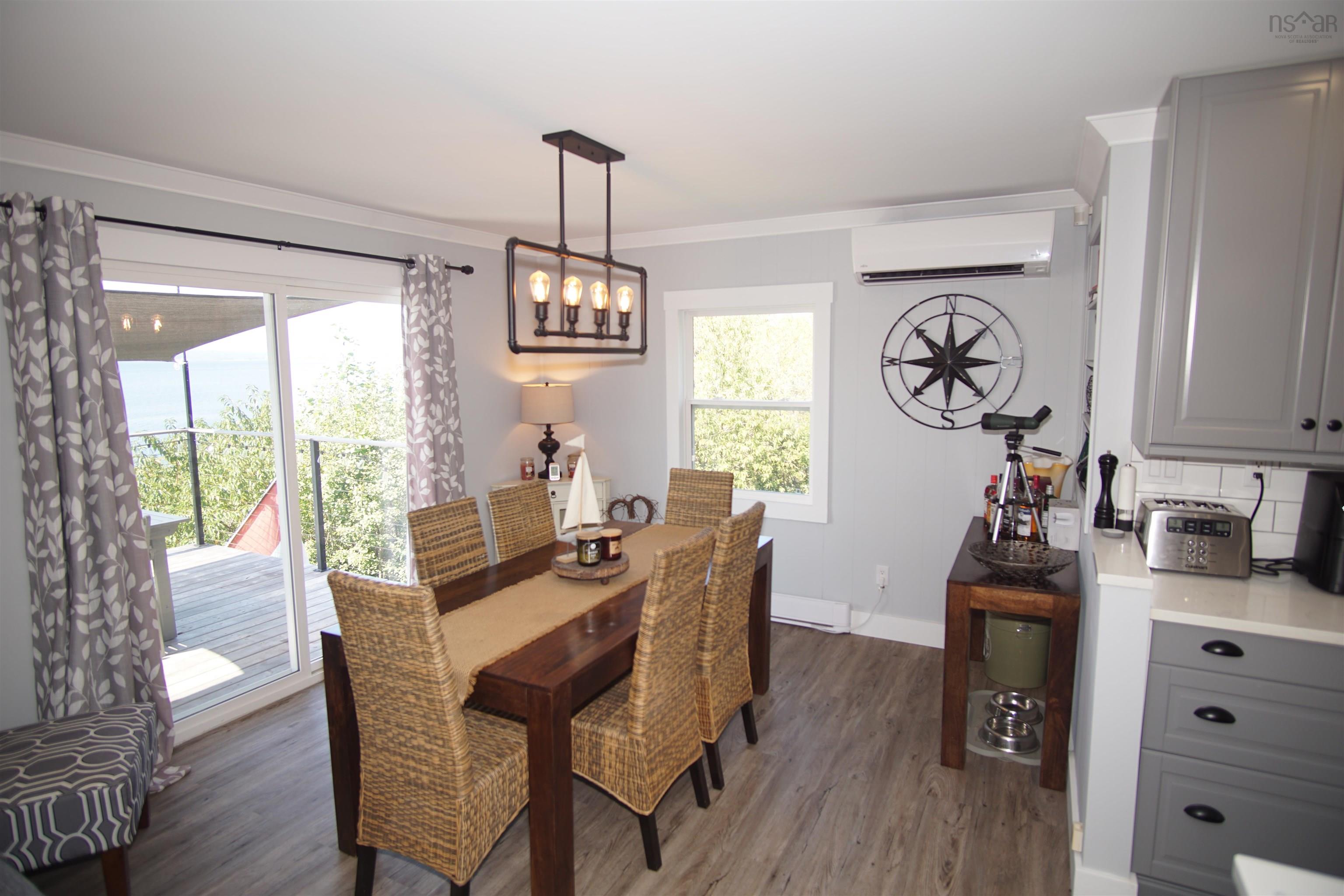 $599,995.00: 1050 SANDY POINT Road, Sandy Point