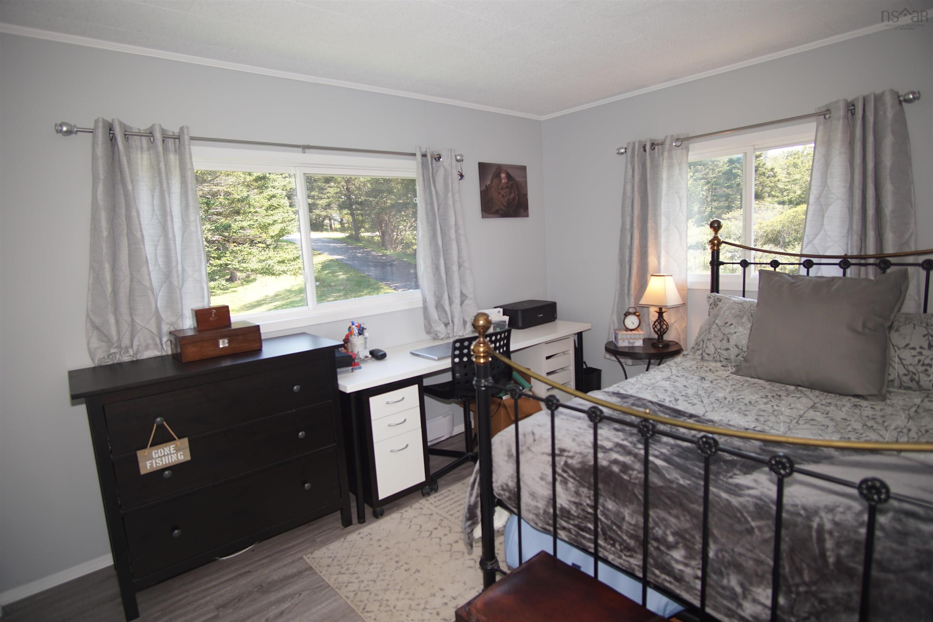 $599,995.00: 1050 SANDY POINT Road, Sandy Point