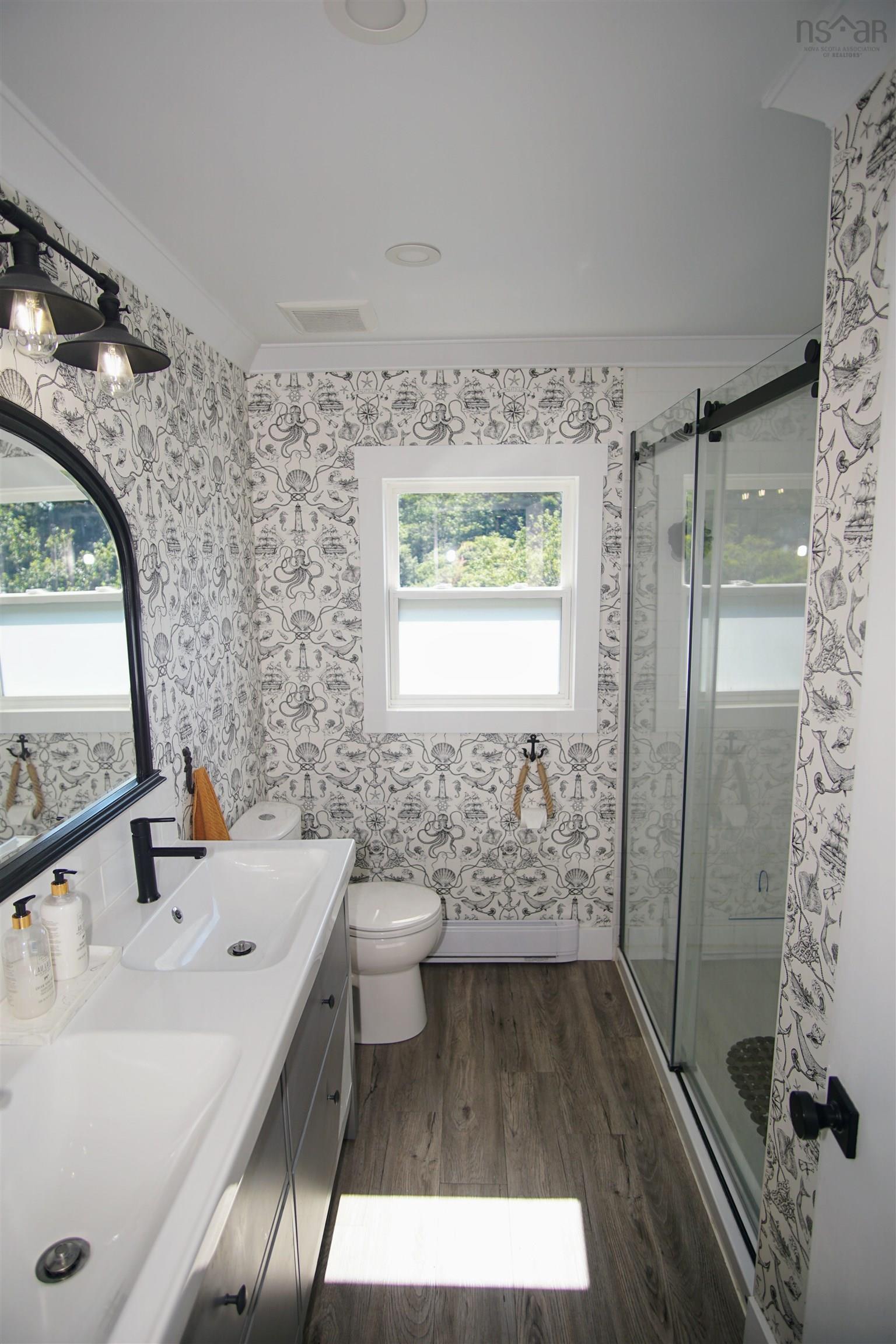 $599,995.00: 1050 SANDY POINT Road, Sandy Point