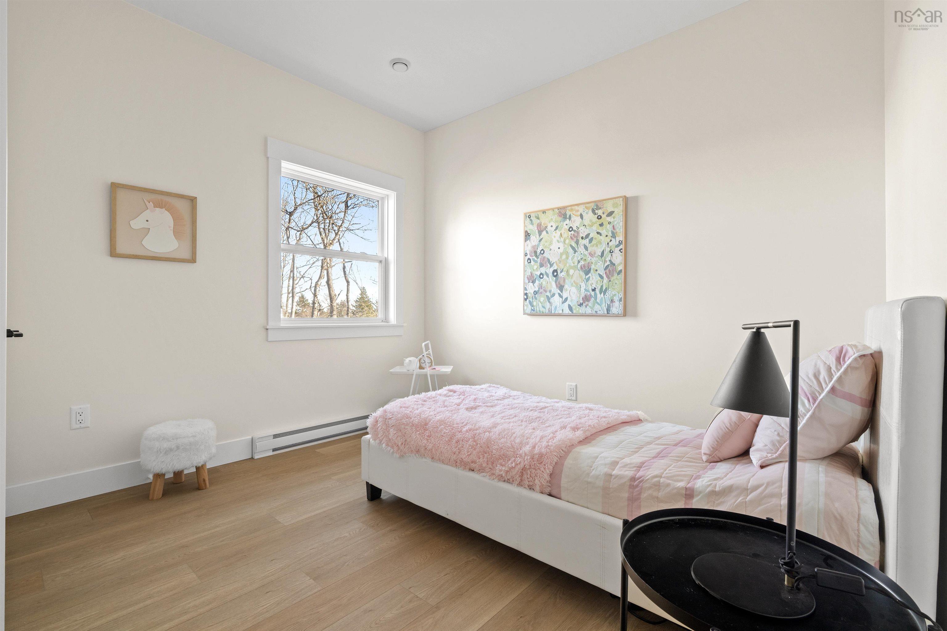 $839,900.00: 371 Everwood Avenue, Hammonds Plains