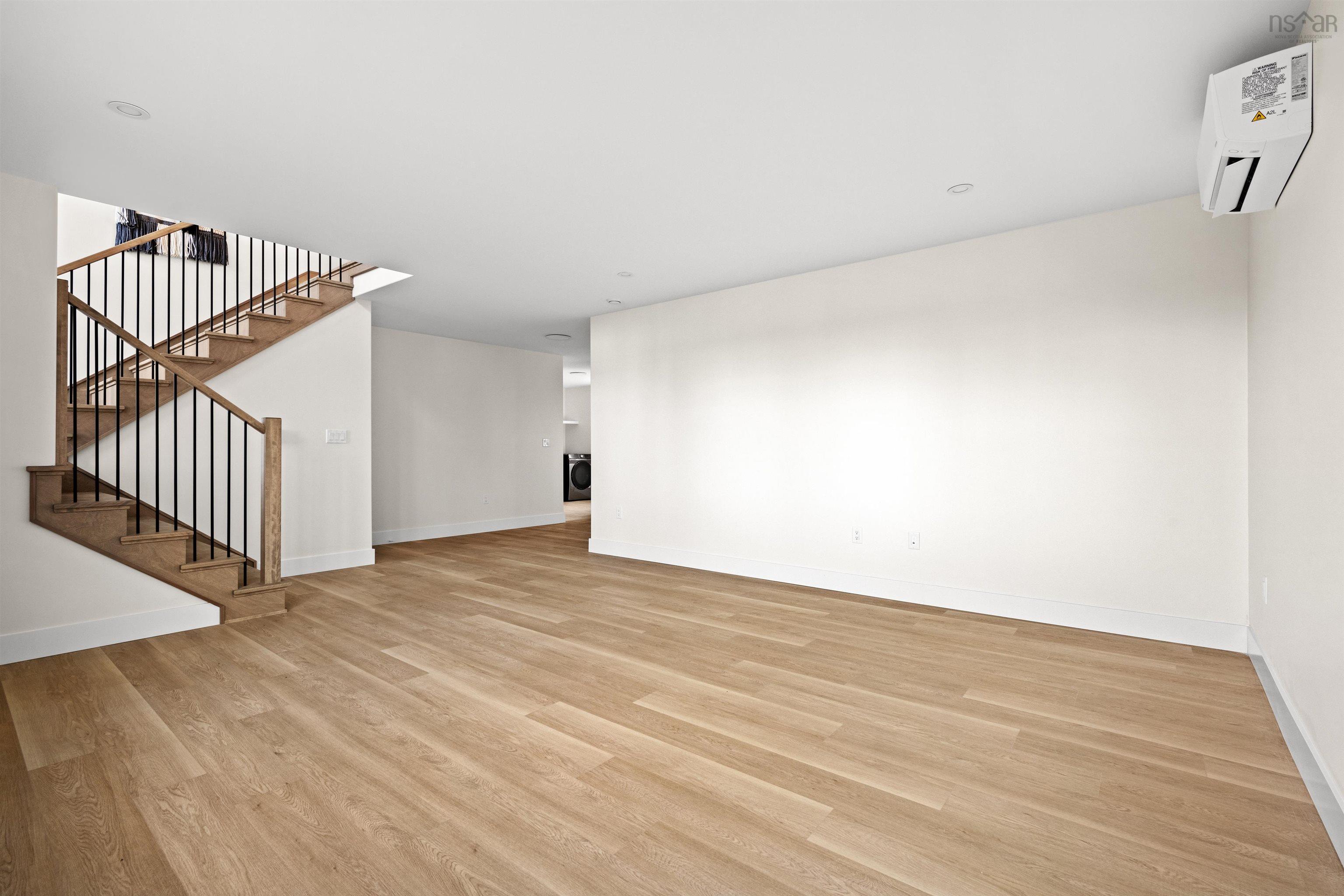 $839,900.00: 371 Everwood Avenue, Hammonds Plains