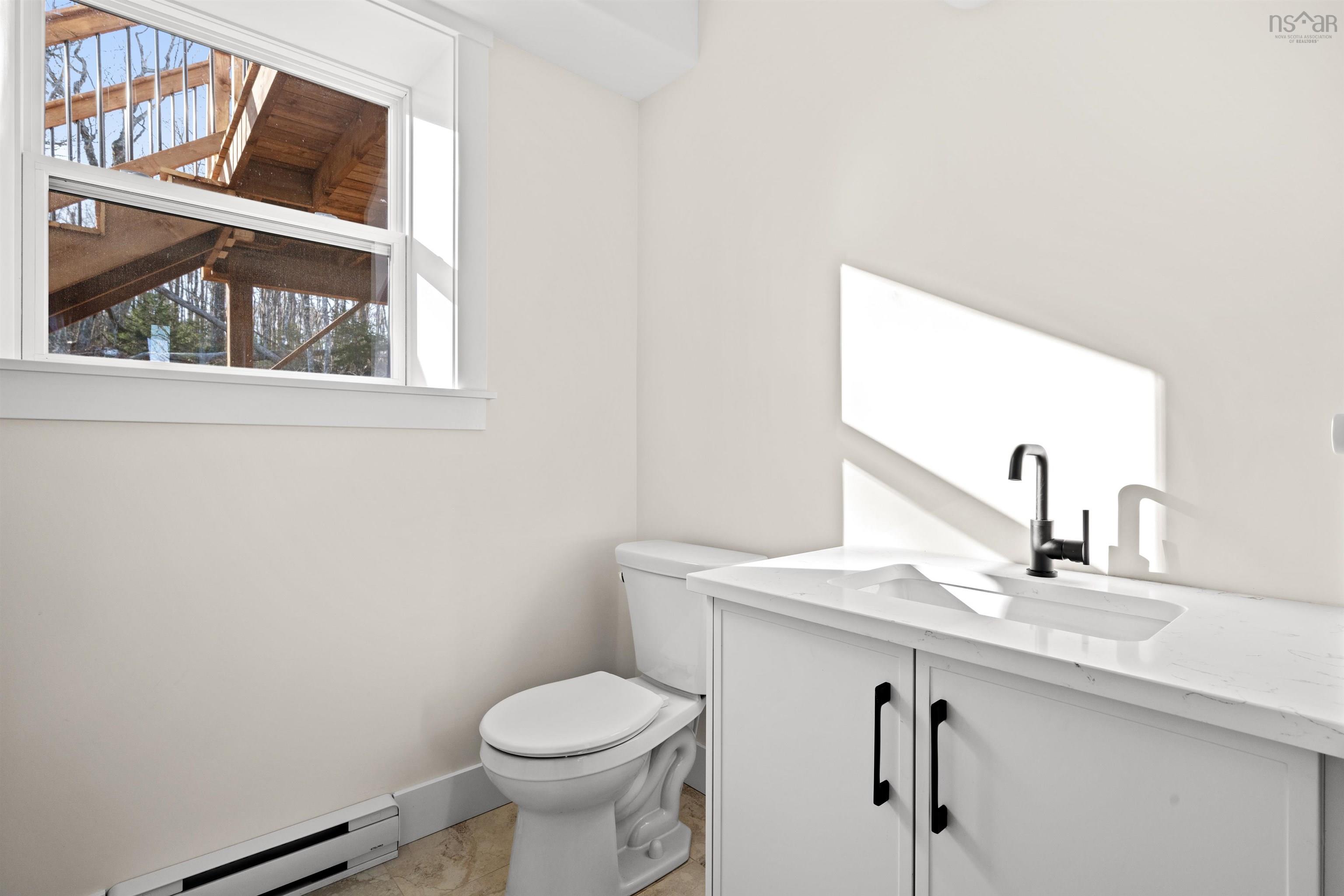 $839,900.00: 371 Everwood Avenue, Hammonds Plains