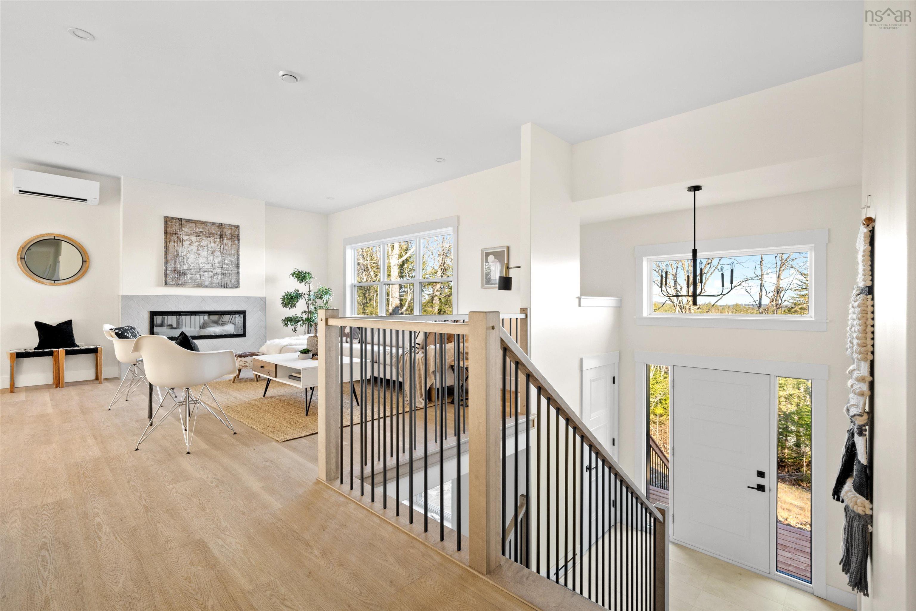 $839,900.00: 371 Everwood Avenue, Hammonds Plains