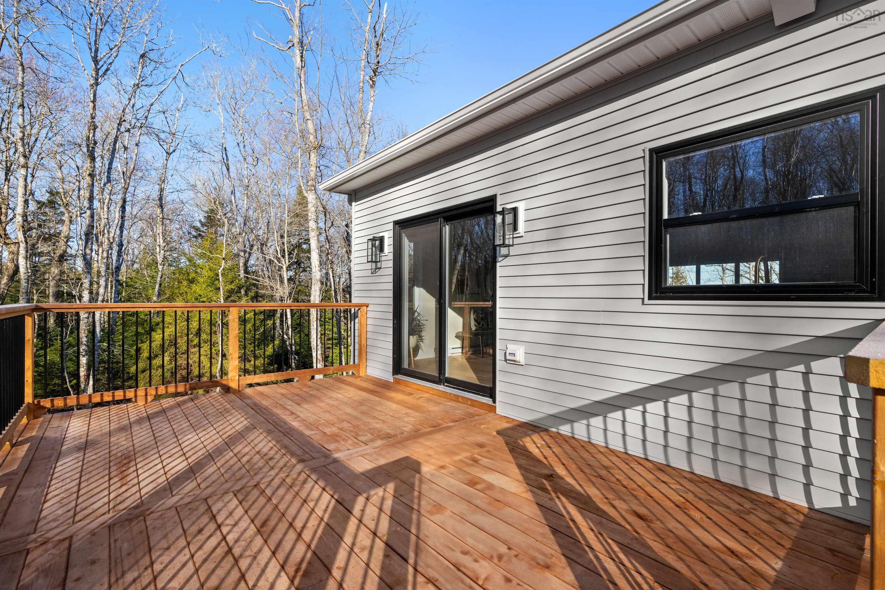 $839,900.00: 371 Everwood Avenue, Hammonds Plains