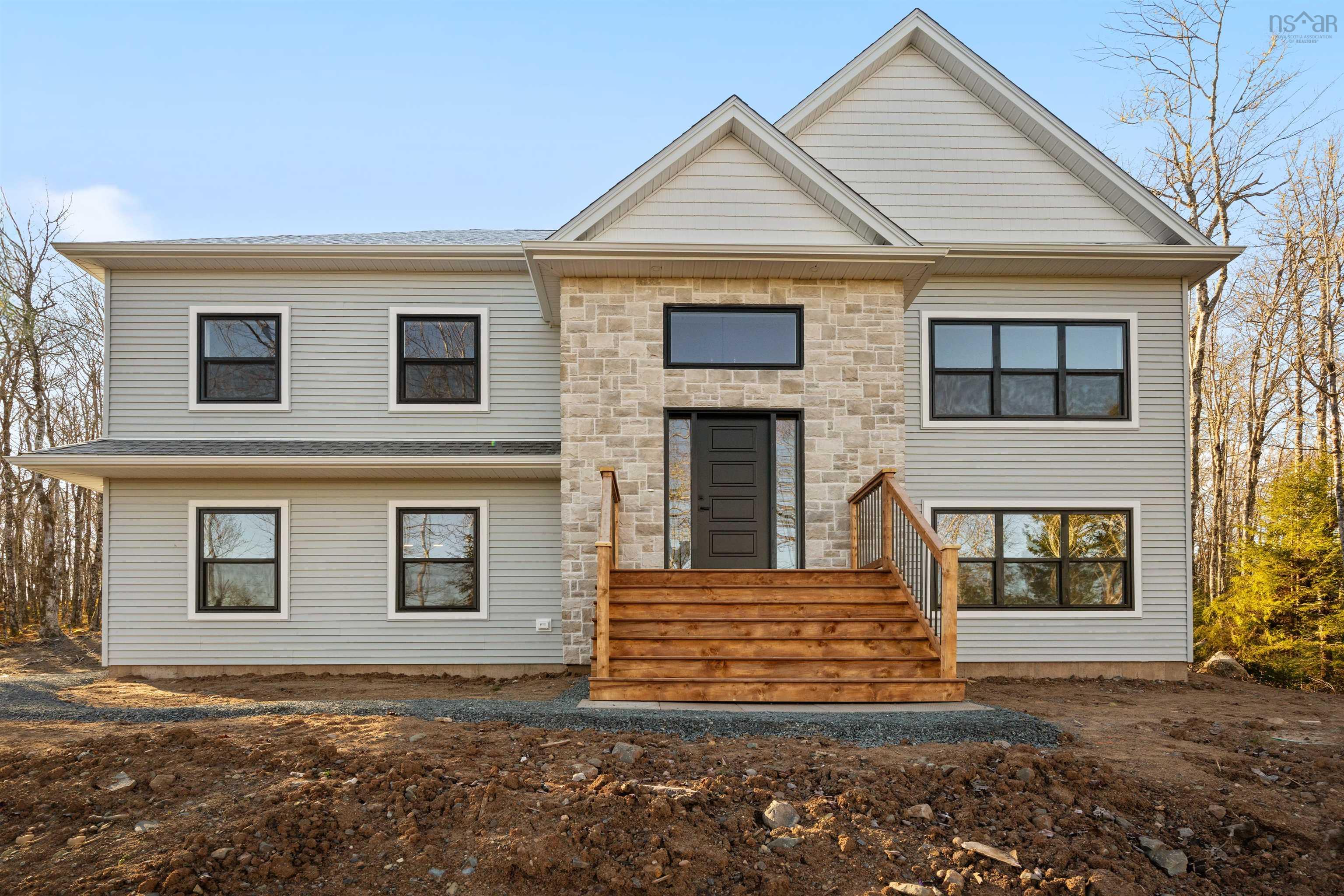 $839,900.00: 371 Everwood Avenue, Hammonds Plains