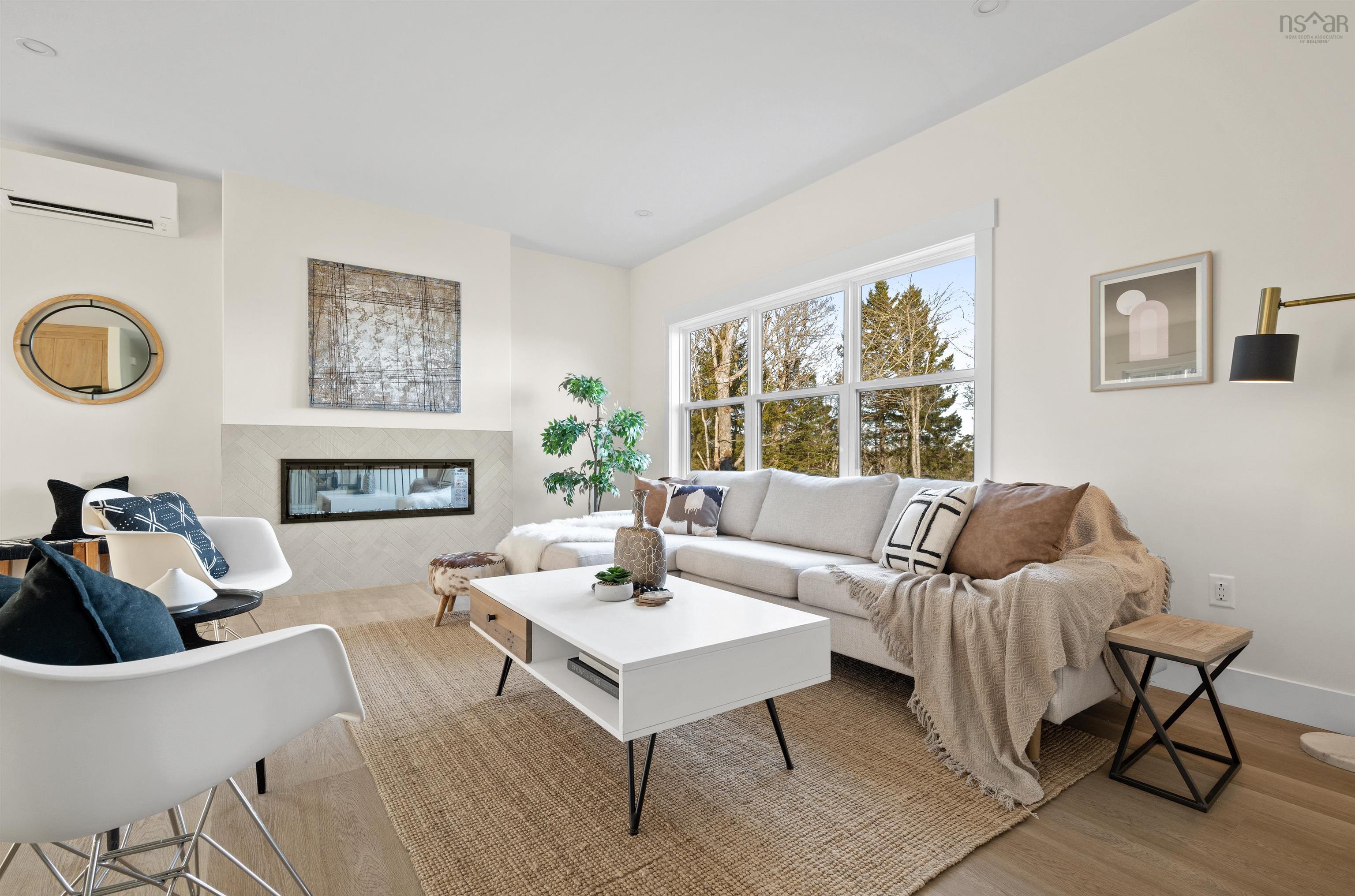 $839,900.00: 371 Everwood Avenue, Hammonds Plains