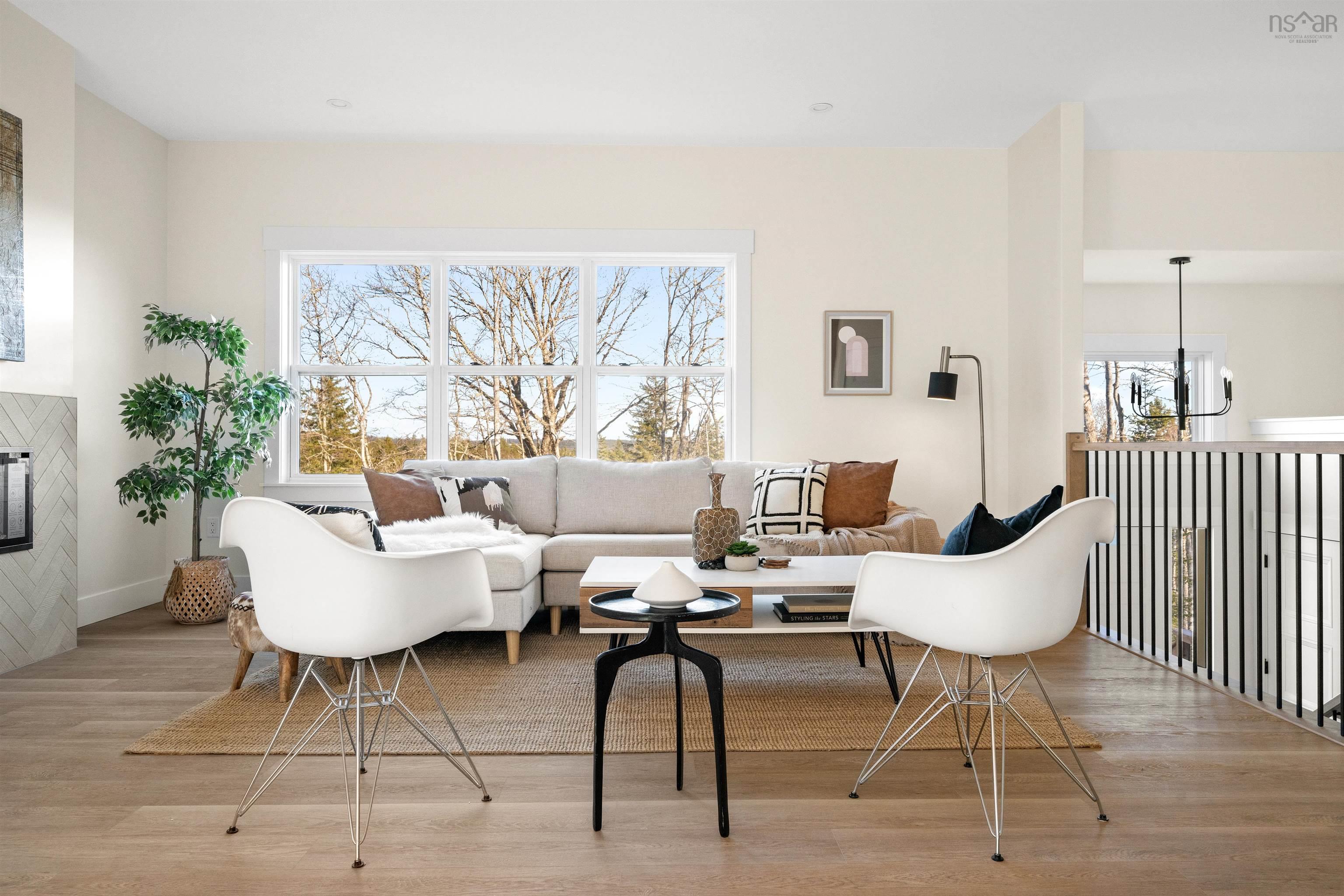 $839,900.00: 371 Everwood Avenue, Hammonds Plains