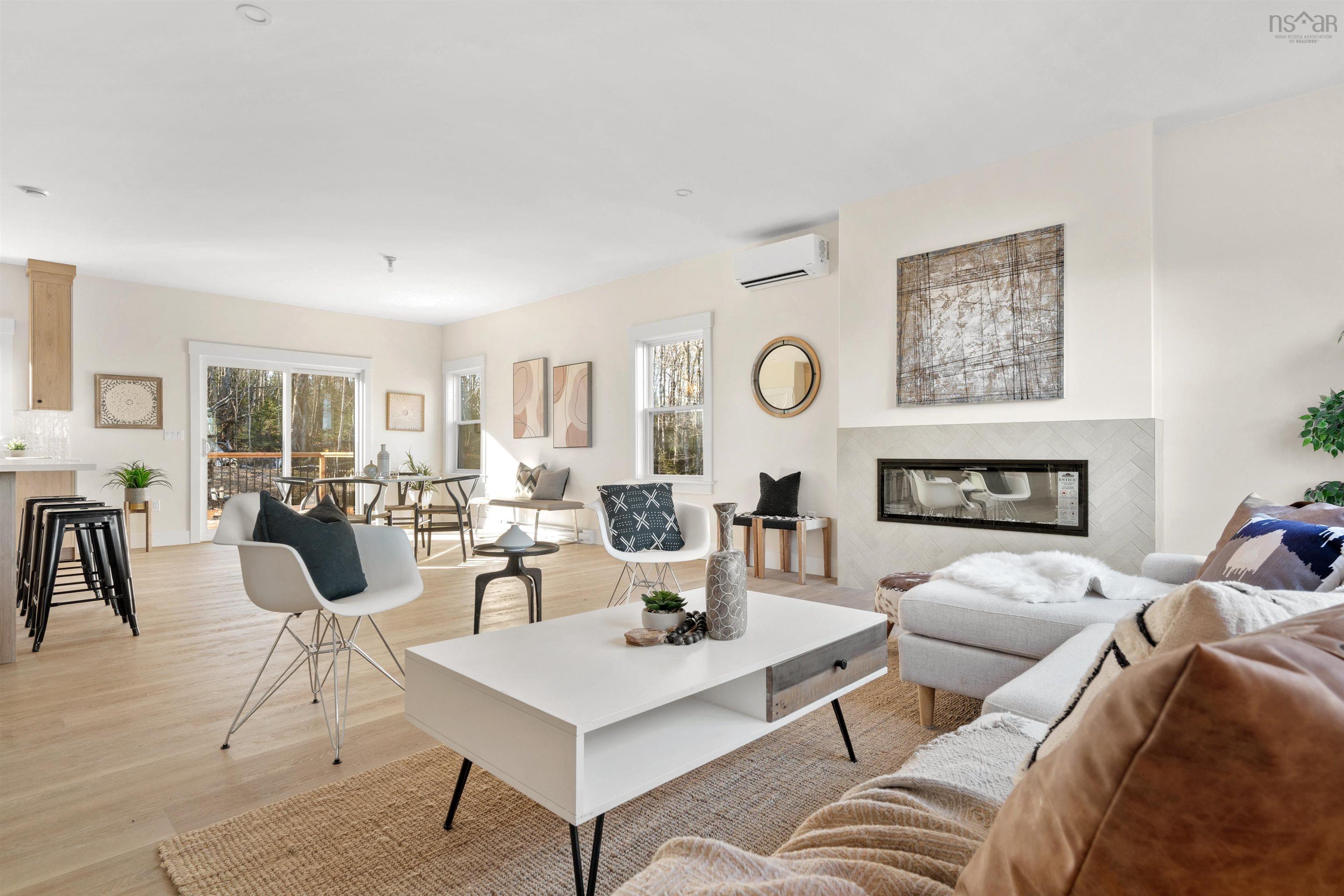 $839,900.00: 371 Everwood Avenue, Hammonds Plains