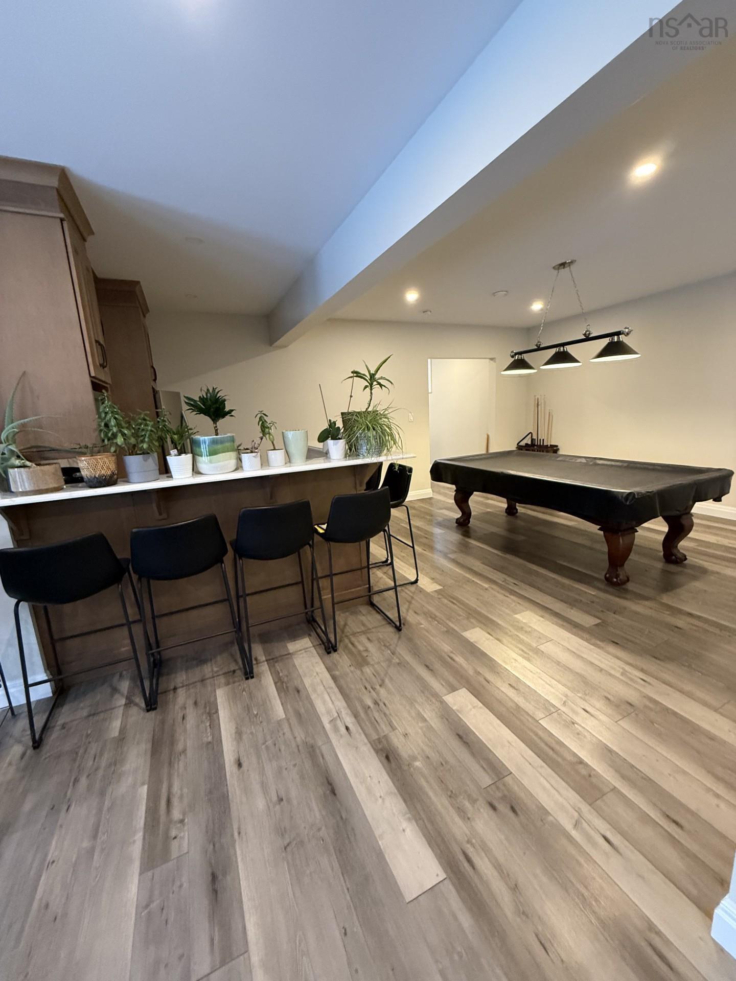 $1,200,000.00: 17 TRITON BROOK ROAD, FAIRMONT, Fairmont