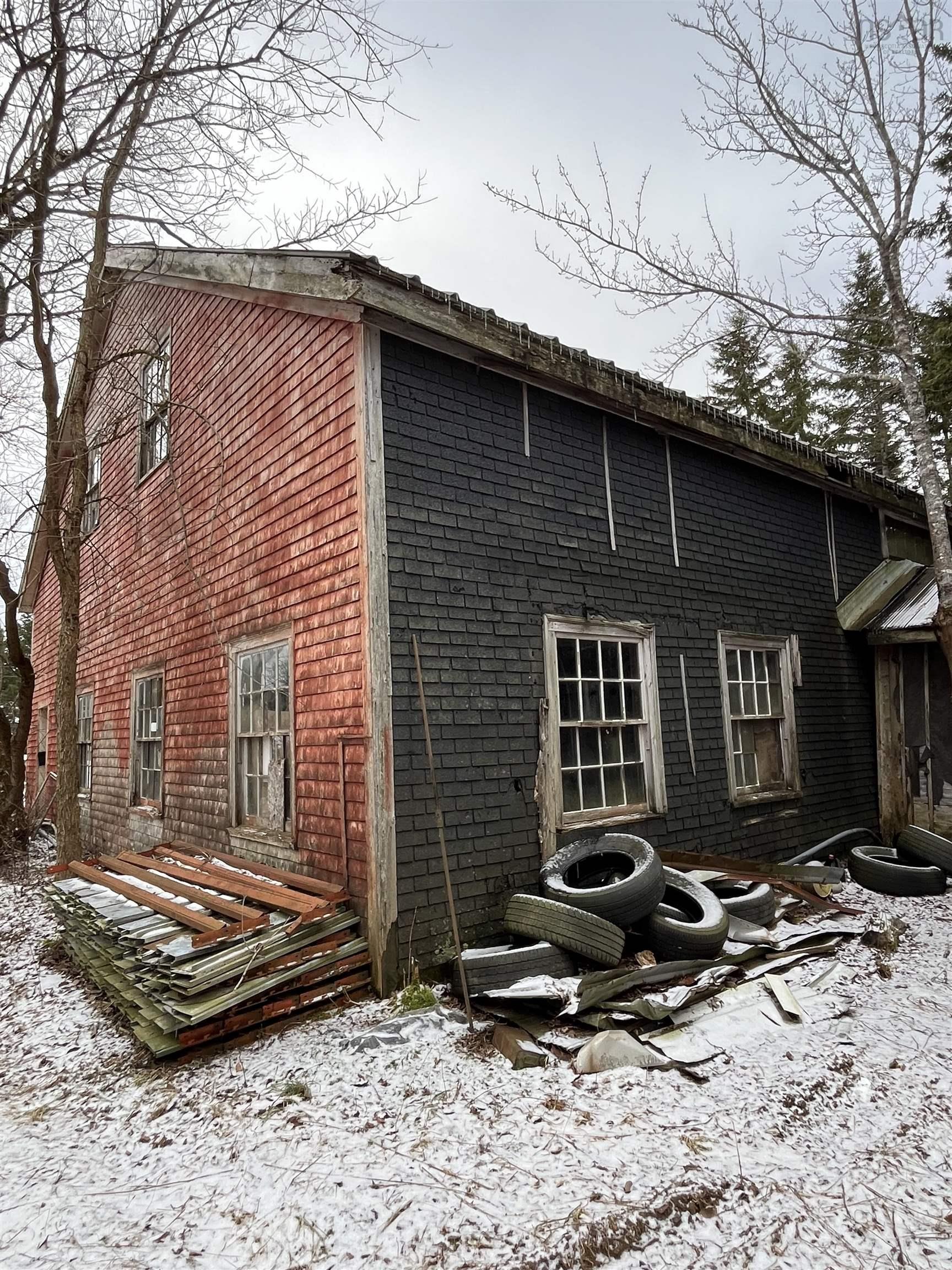 $130,000.00: 12524 Highway 224, Middle Musquodoboit