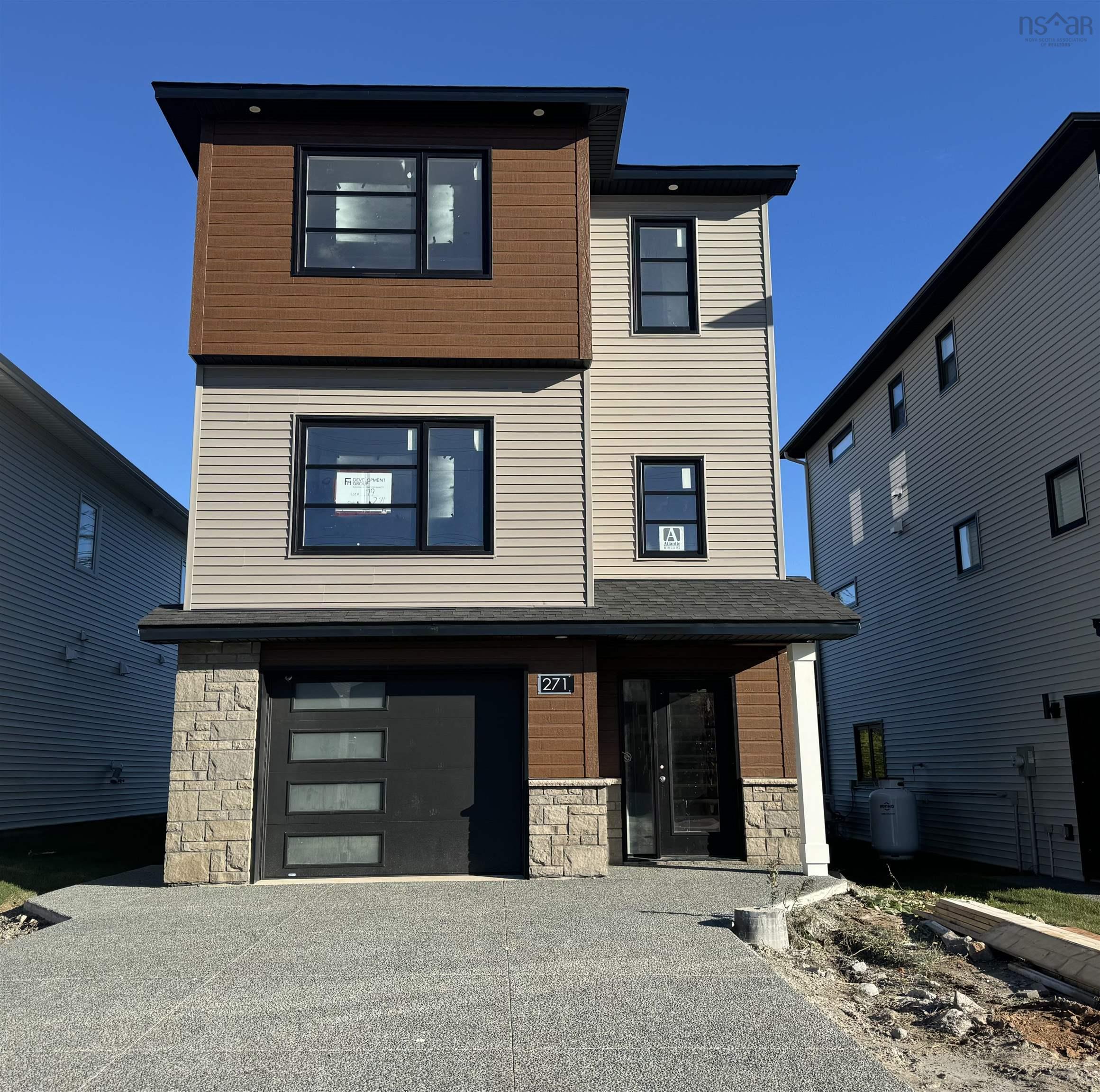 $719,900.00: 6-79 271 Marketway Lane, Timberlea