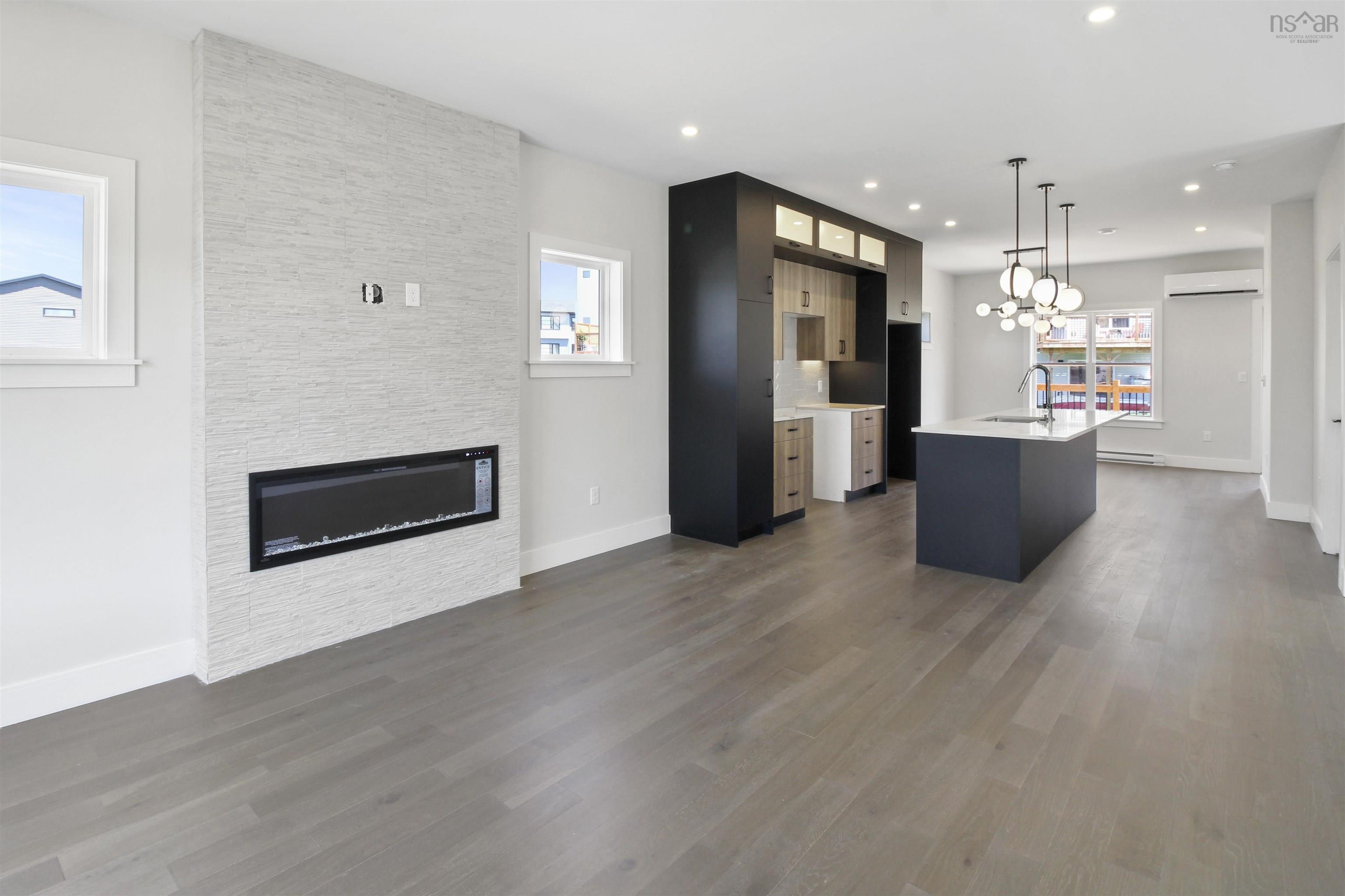 $719,900.00: 6-79 271 Marketway Lane, Timberlea