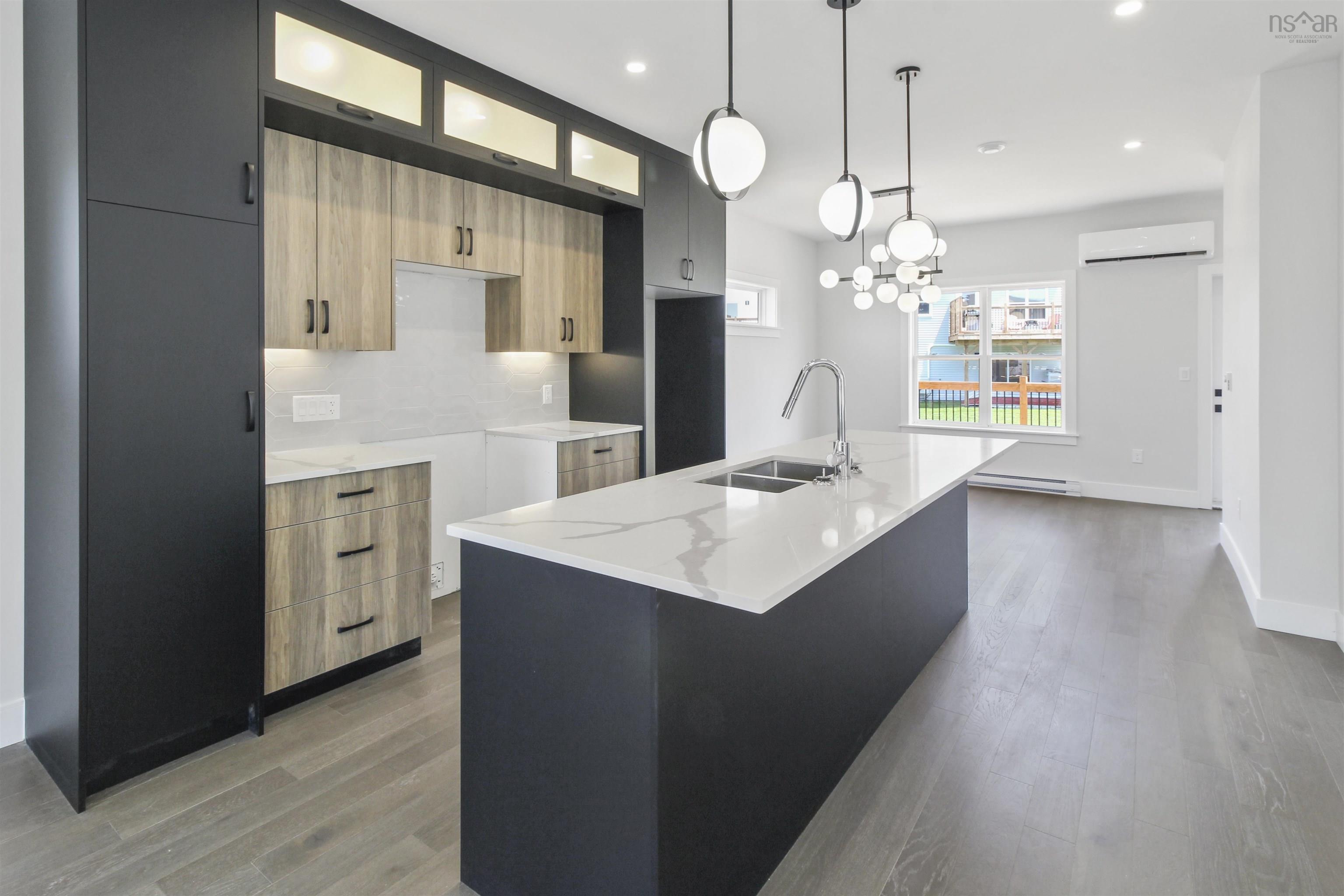 $719,900.00: 6-79 271 Marketway Lane, Timberlea
