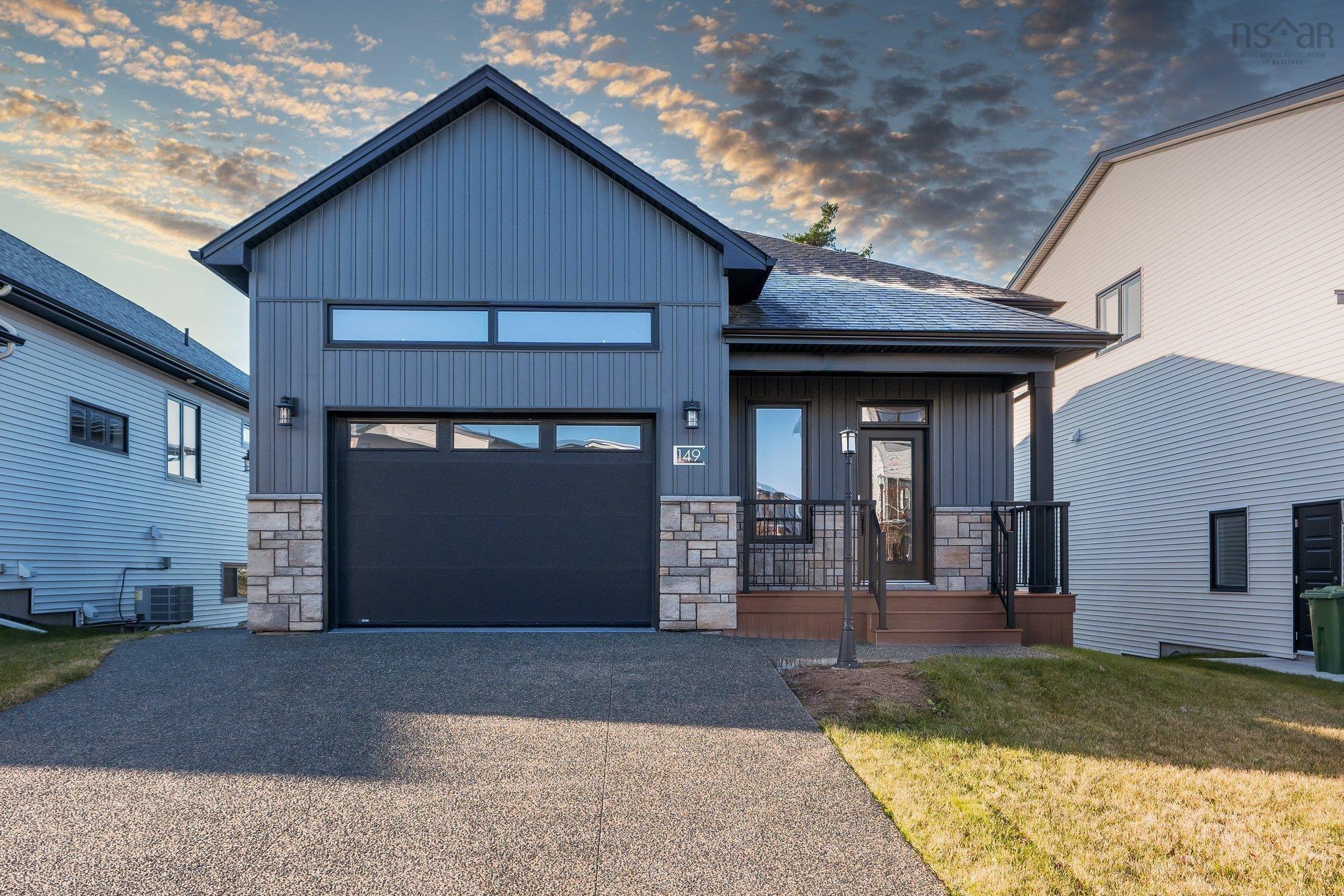 $879,900.00: 6-140 149 Tuscany Run, Timberlea