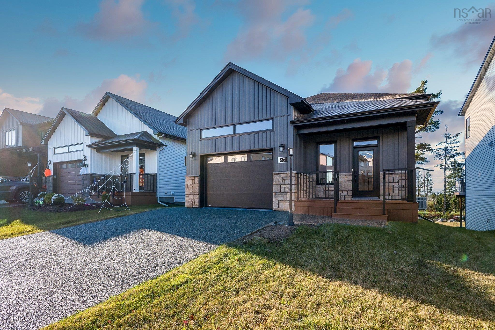 $879,900.00: 6-140 149 Tuscany Run, Timberlea