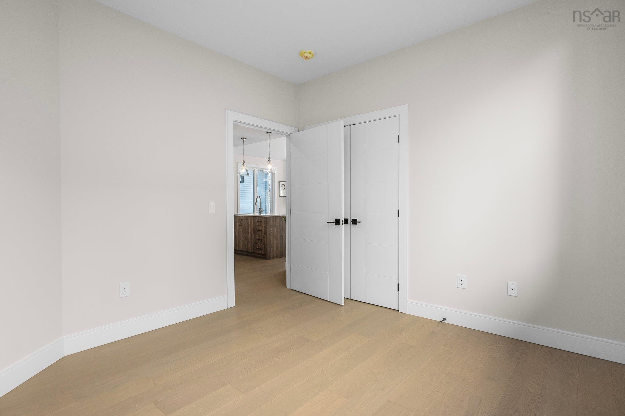$879,900.00: 6-140 149 Tuscany Run, Timberlea