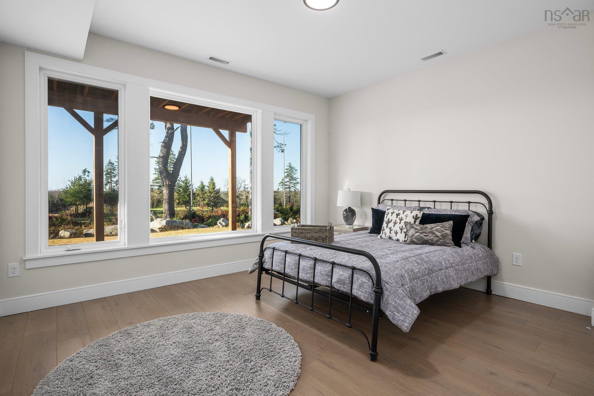 $879,900.00: 6-140 149 Tuscany Run, Timberlea