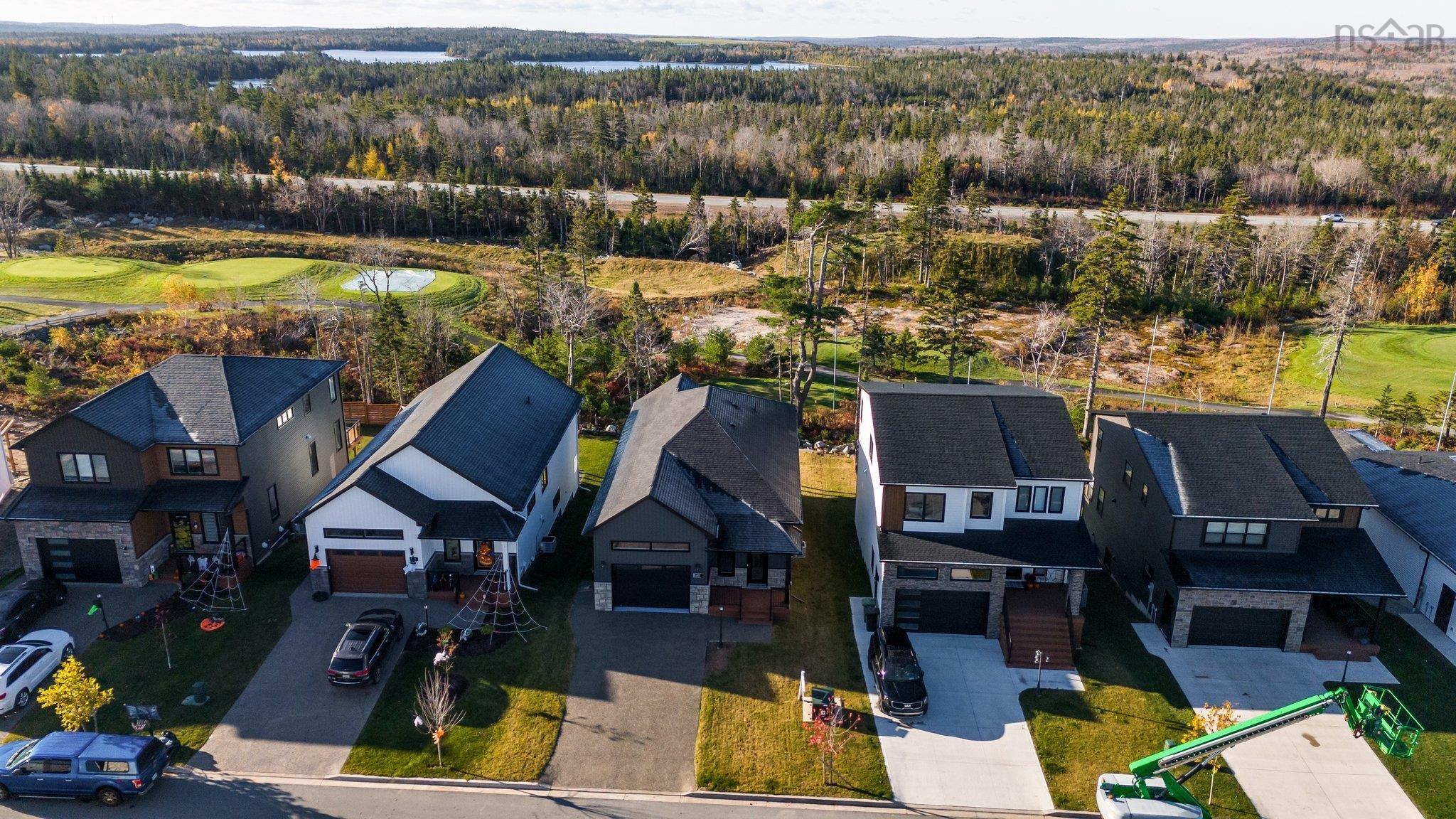 $879,900.00: 6-140 149 Tuscany Run, Timberlea