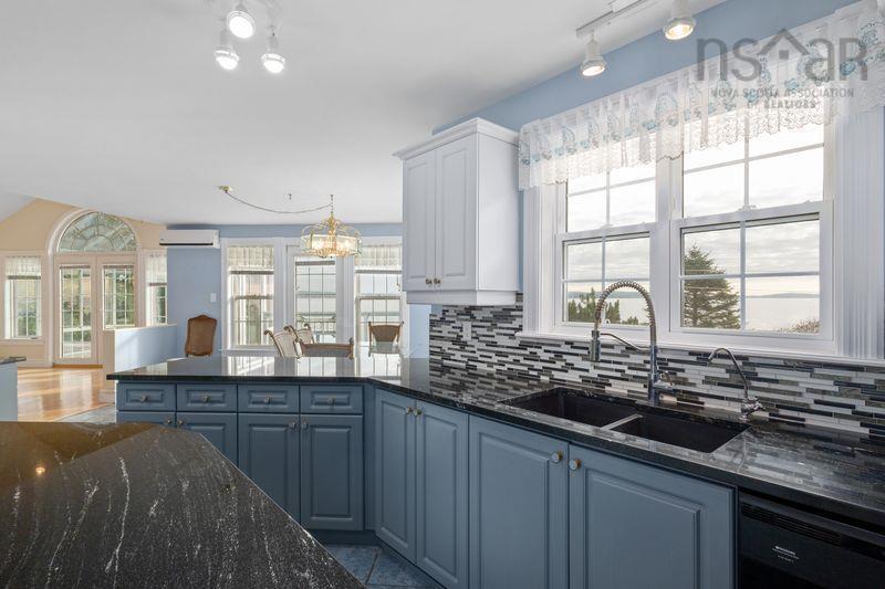 $1,895,000.00: 18 Keefe Drive, Halifax