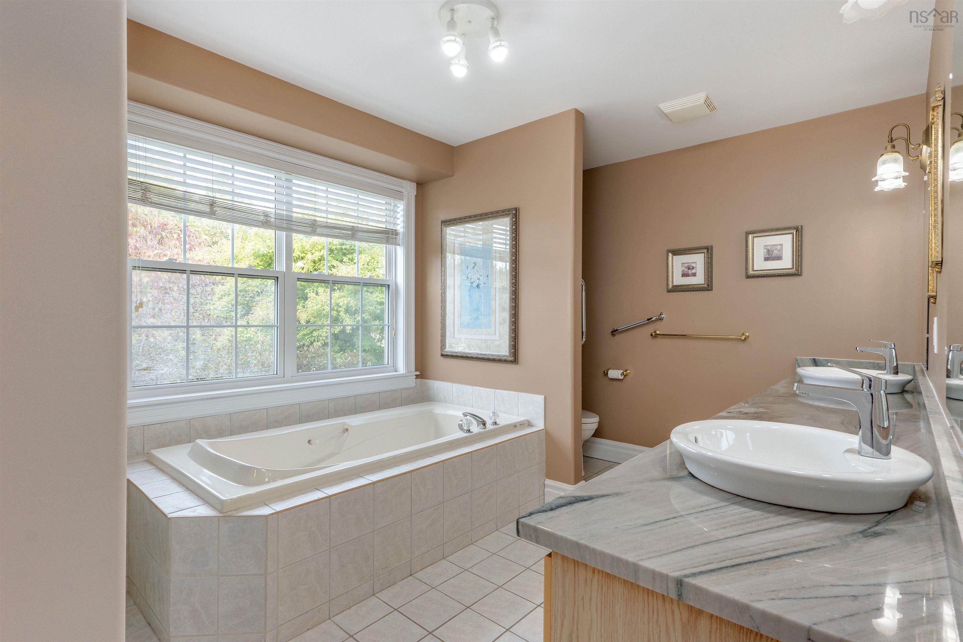 $1,895,000.00: 18 Keefe Drive, Halifax