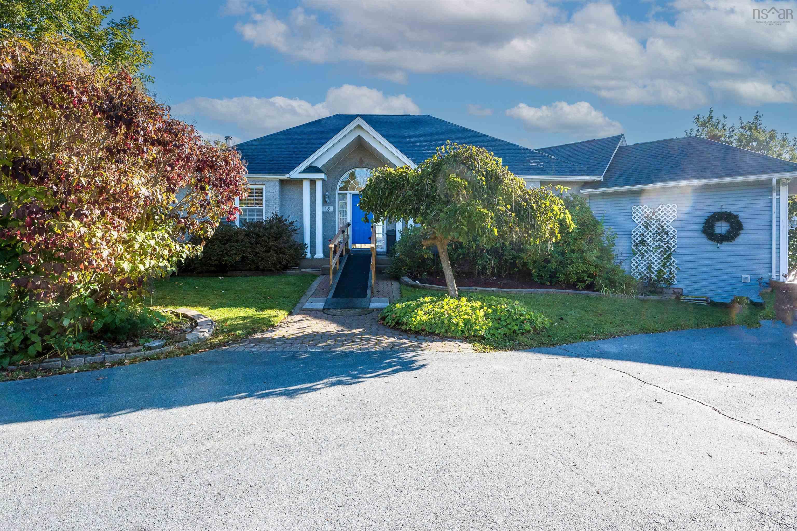 $1,895,000.00: 18 Keefe Drive, Halifax