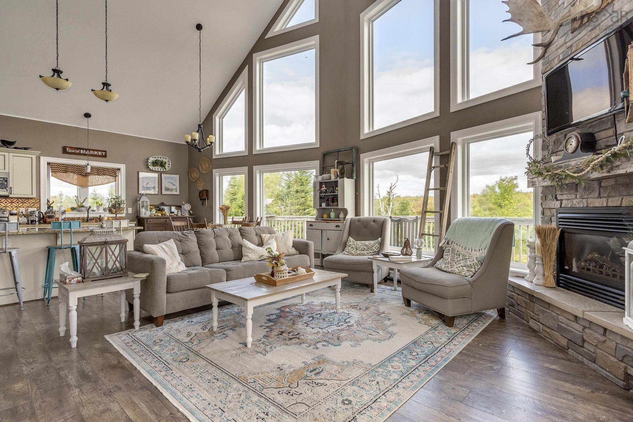 $549,900.00: 354 Union 2 Road, Greenfield