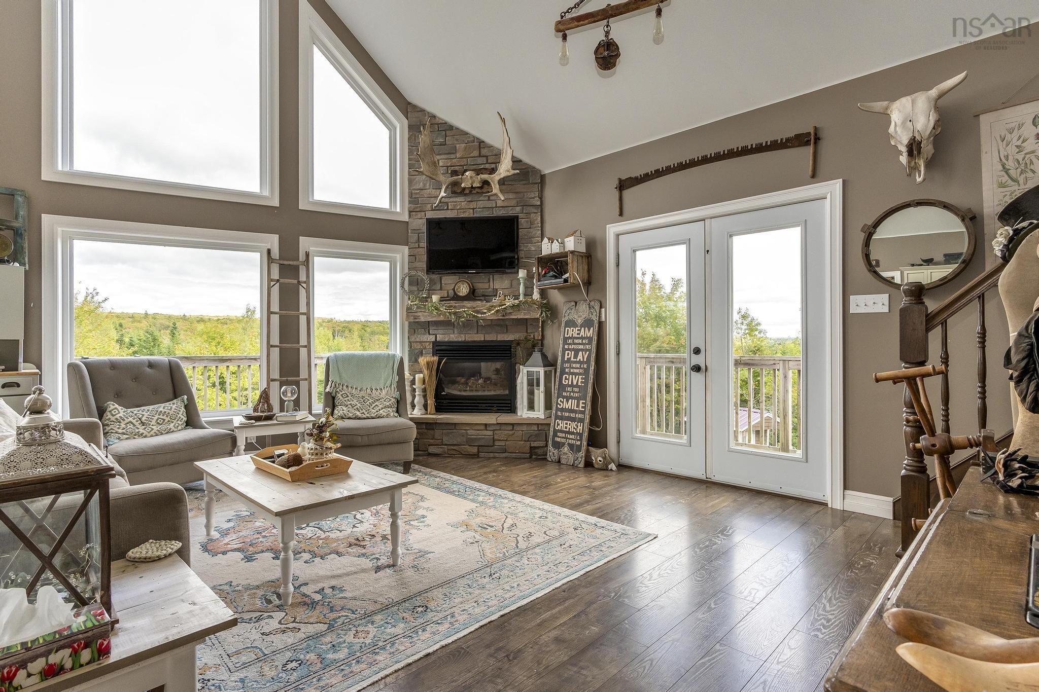 $549,900.00: 354 Union 2 Road, Greenfield