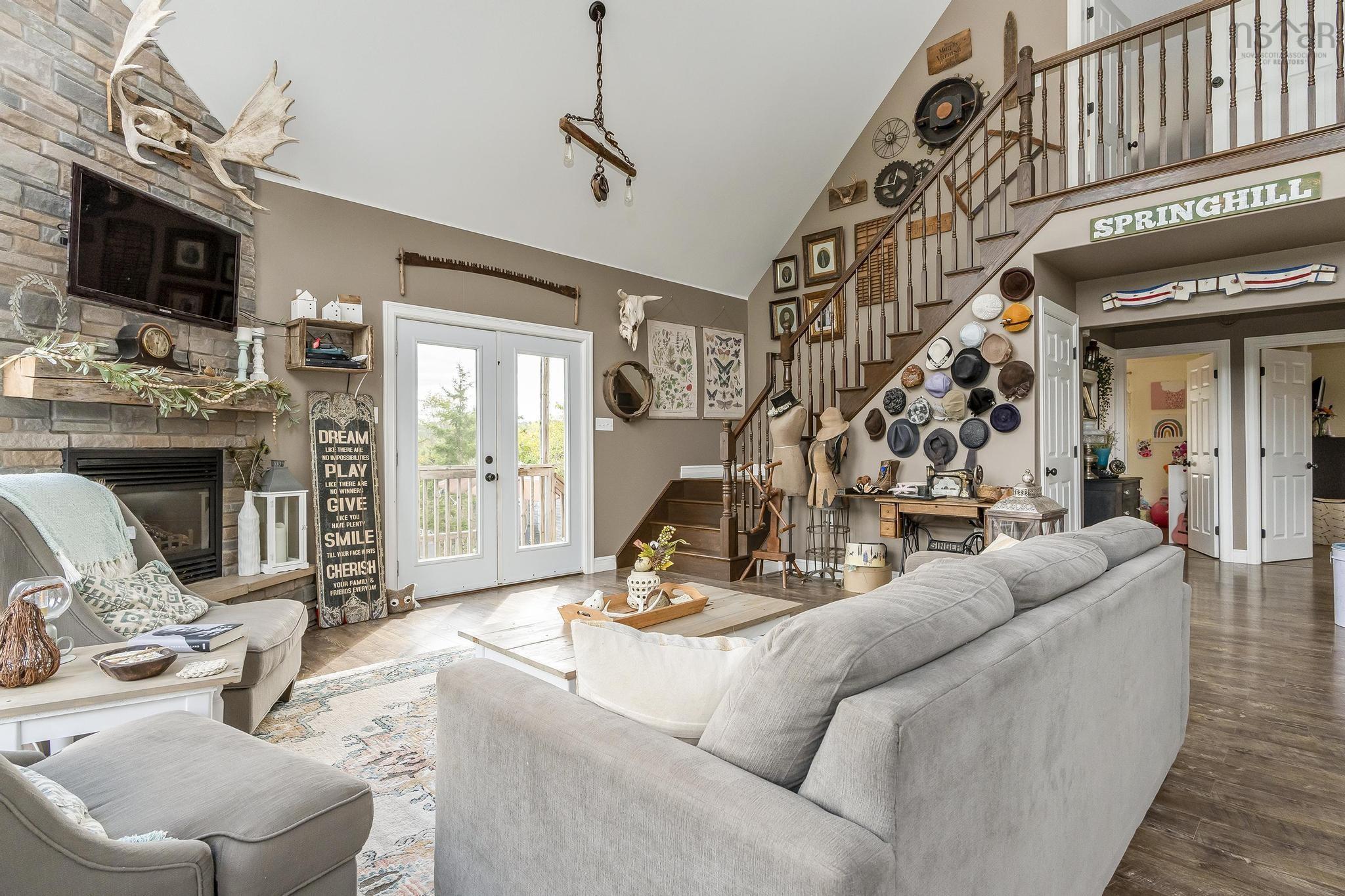 $549,900.00: 354 Union 2 Road, Greenfield