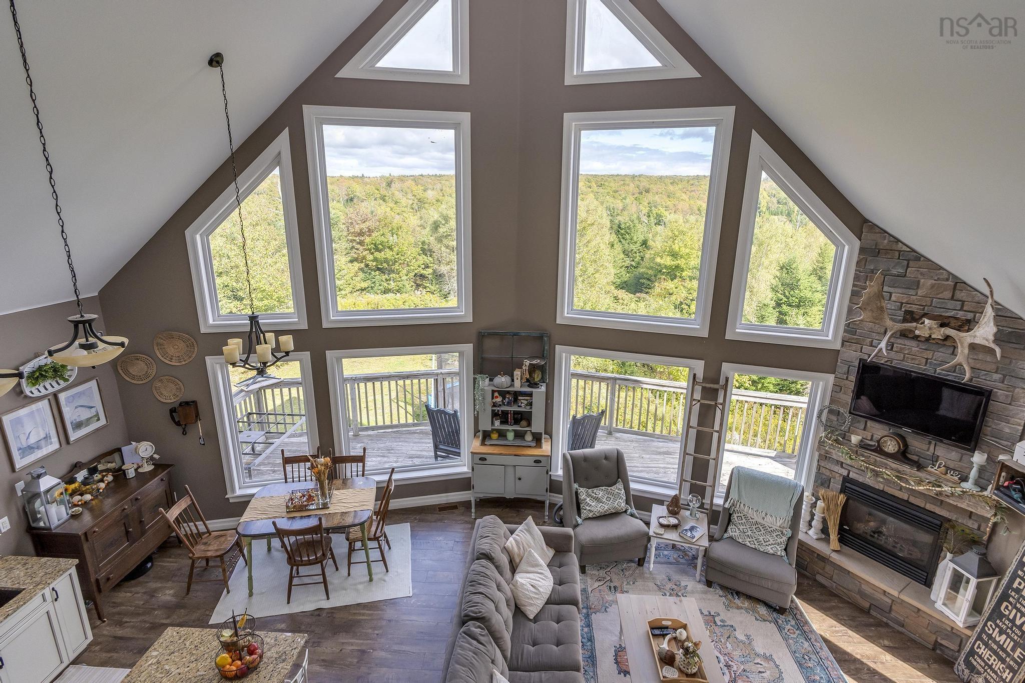 $549,900.00: 354 Union 2 Road, Greenfield