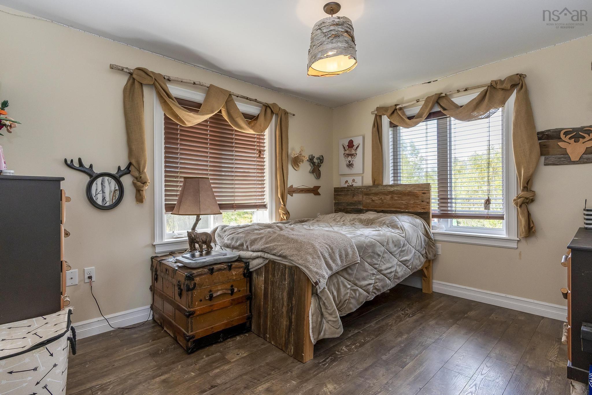 $549,900.00: 354 Union 2 Road, Greenfield