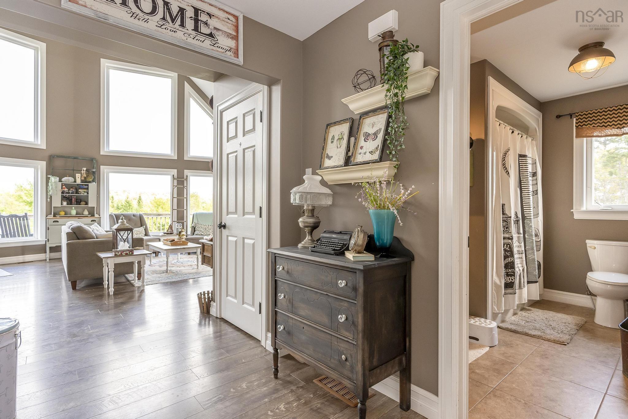 $549,900.00: 354 Union 2 Road, Greenfield