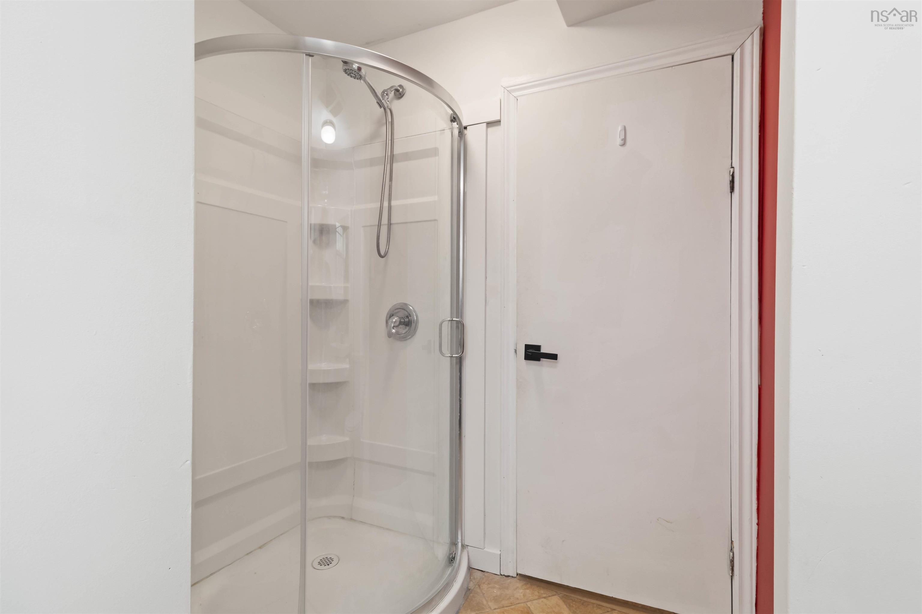 $599,900.00: 118/120 Tartan Avenue, Spryfield