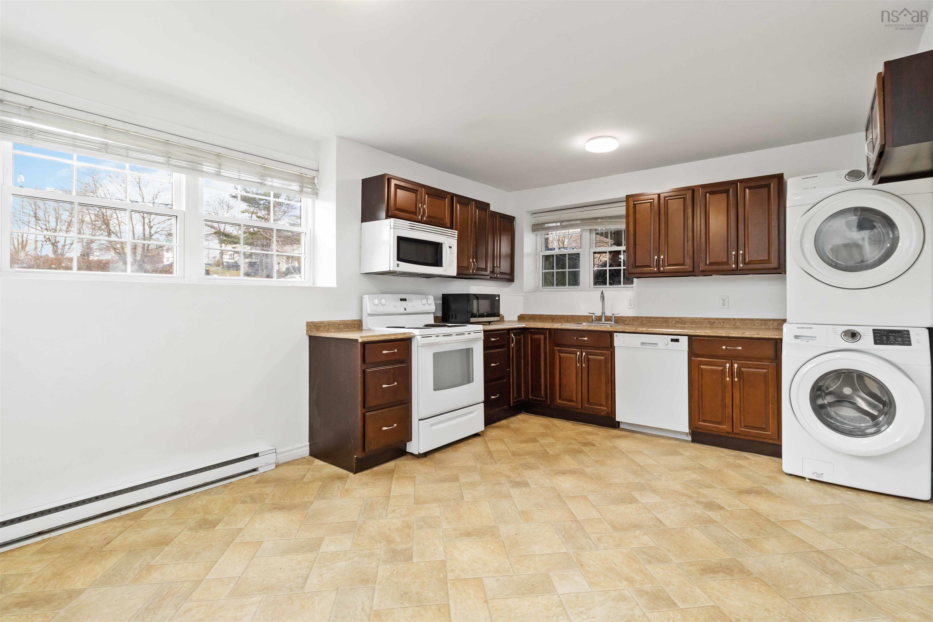 $599,900.00: 118/120 Tartan Avenue, Spryfield