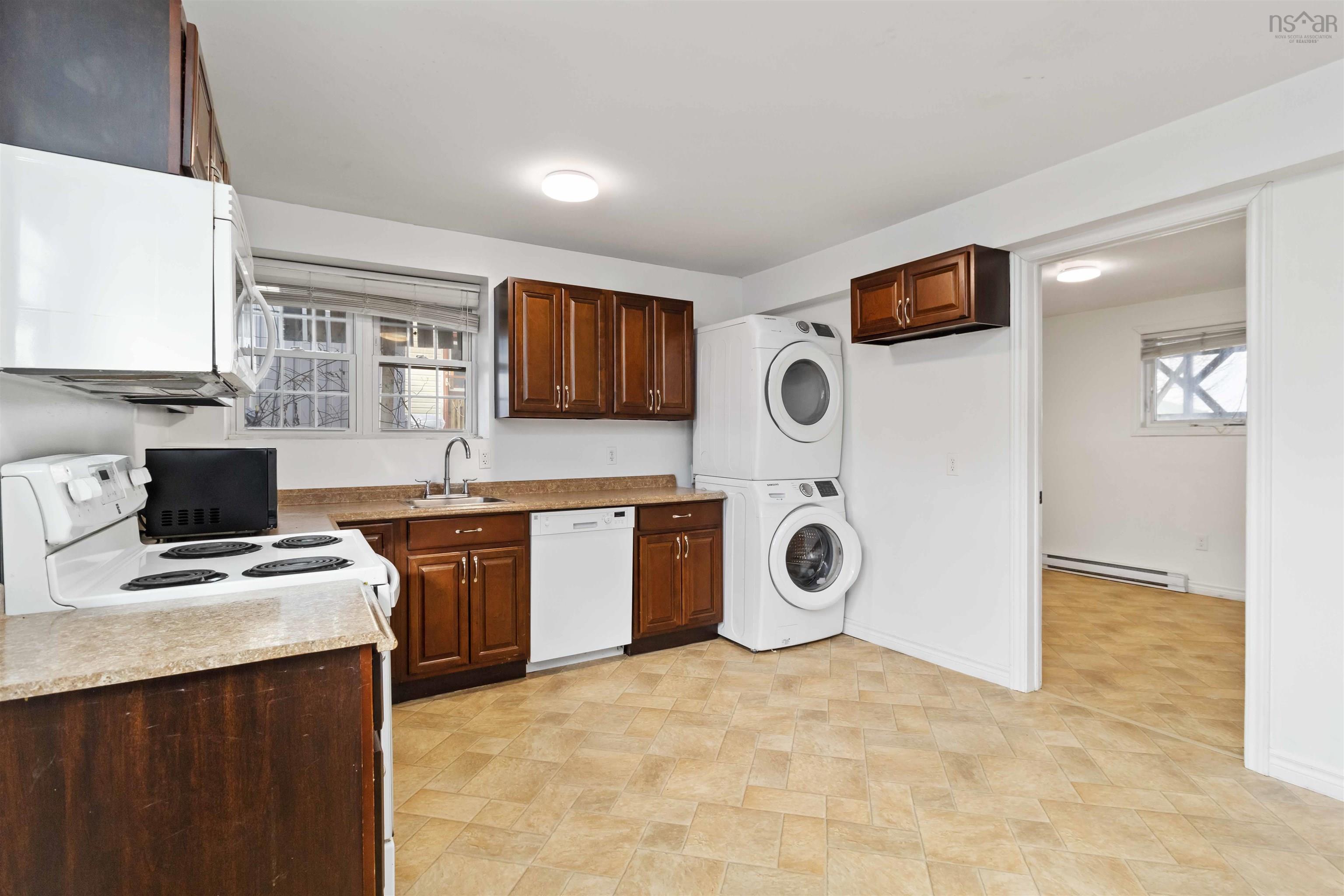 $599,900.00: 118/120 Tartan Avenue, Spryfield