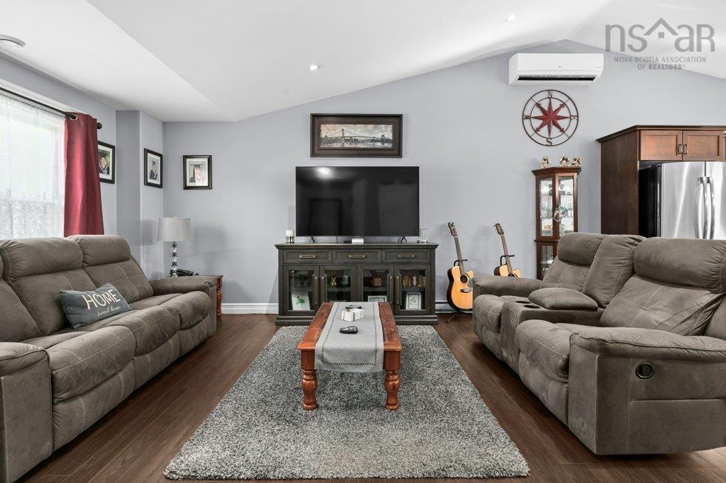 $699,900.00: 3226 Sackville Drive, Upper Sackville