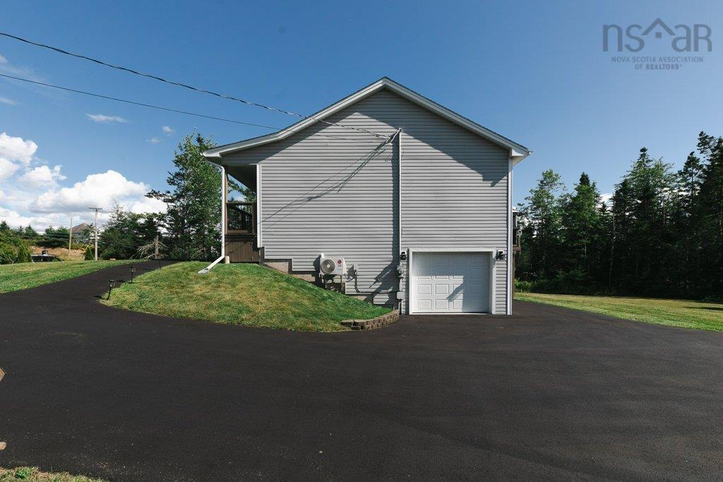 $699,900.00: 3226 Sackville Drive, Upper Sackville